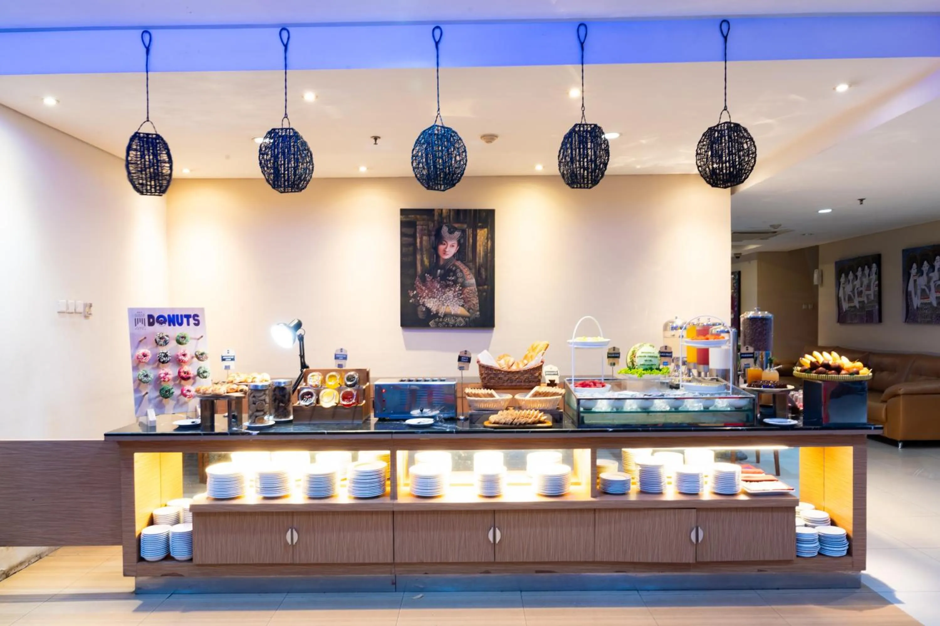 Restaurant/places to eat in Atrium Premiere Hotel Yogyakarta Ambarukmo