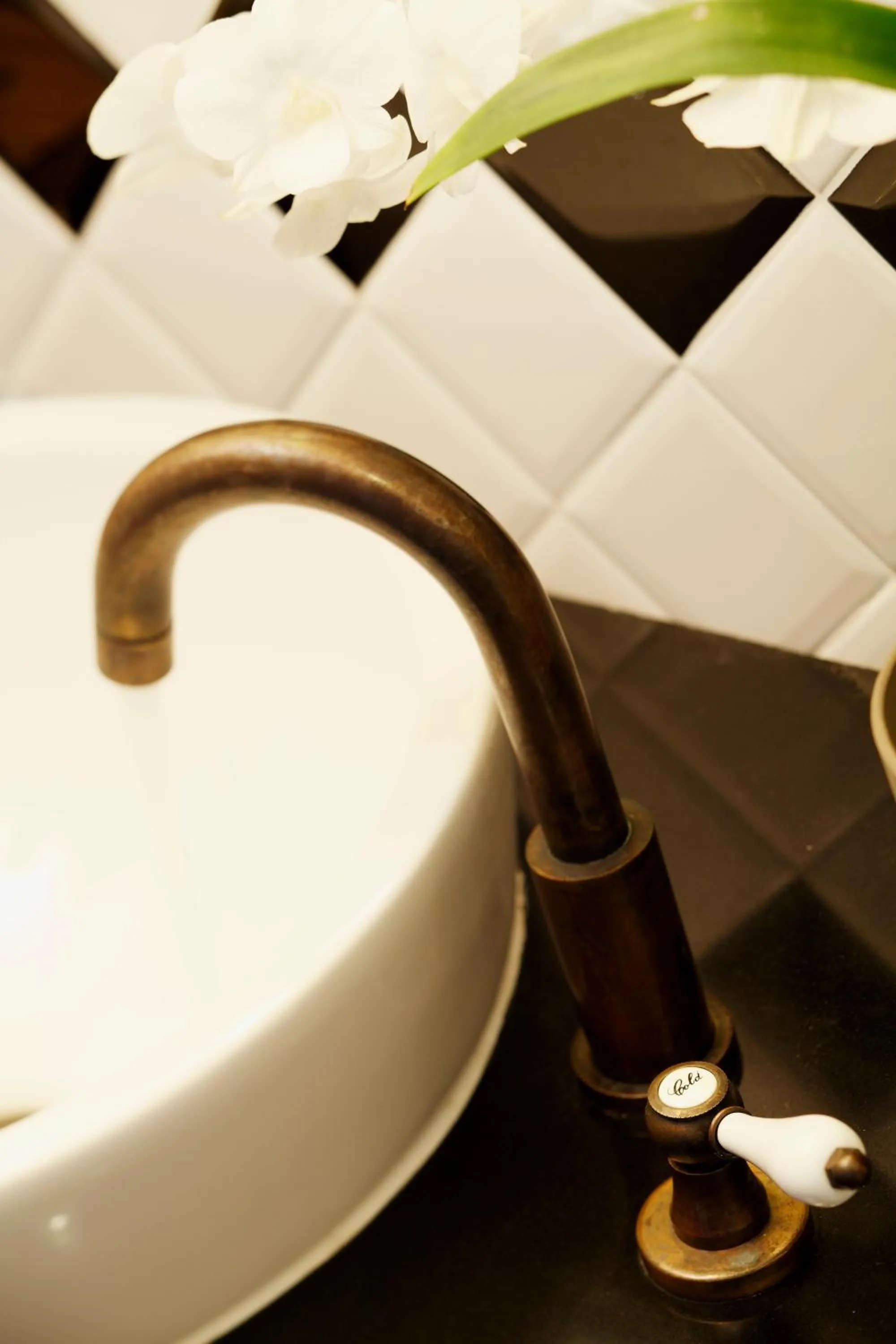 Bathroom in Baan Chart