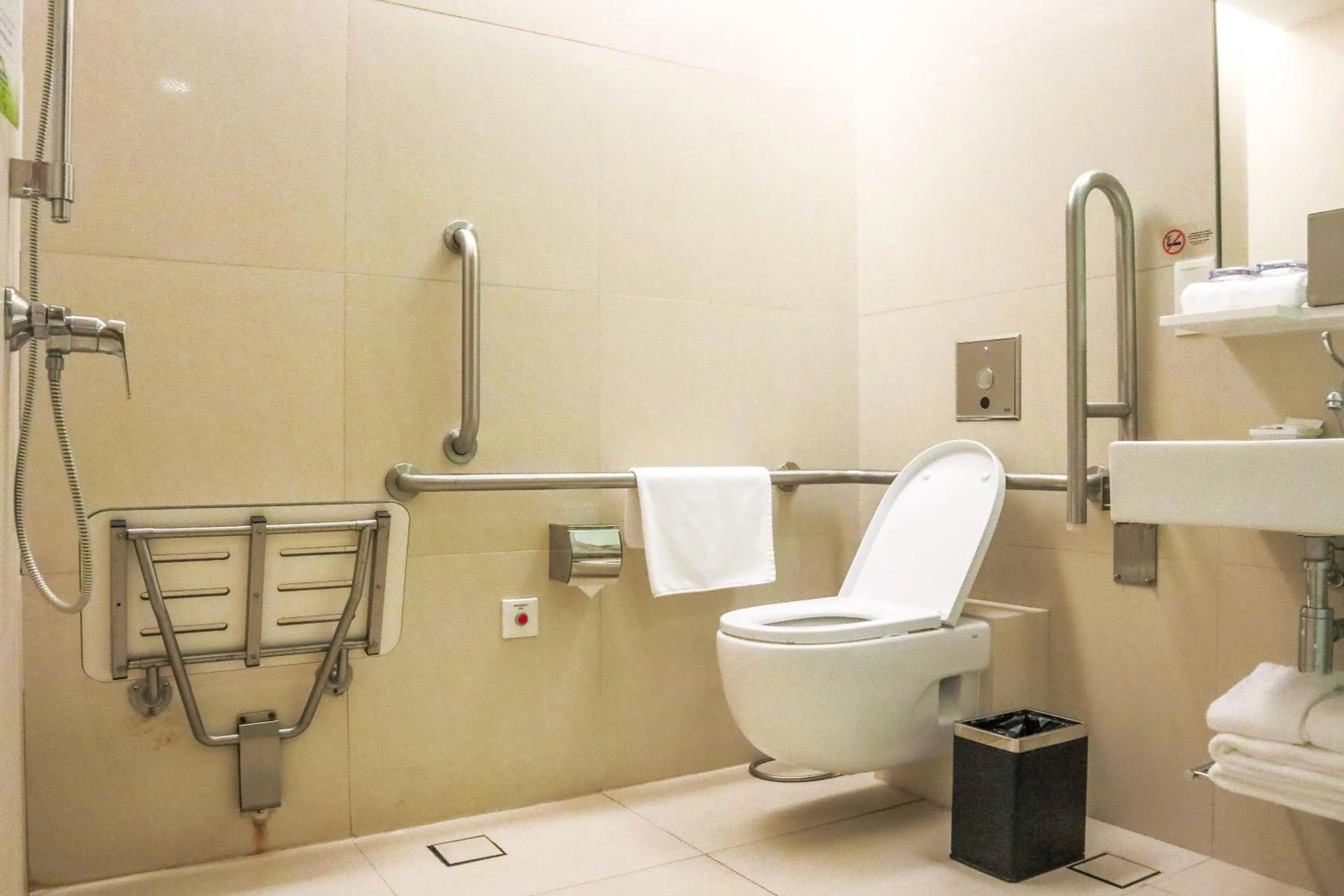 Bathroom in Days Hotel by Wyndham Singapore at Zhongshan Park