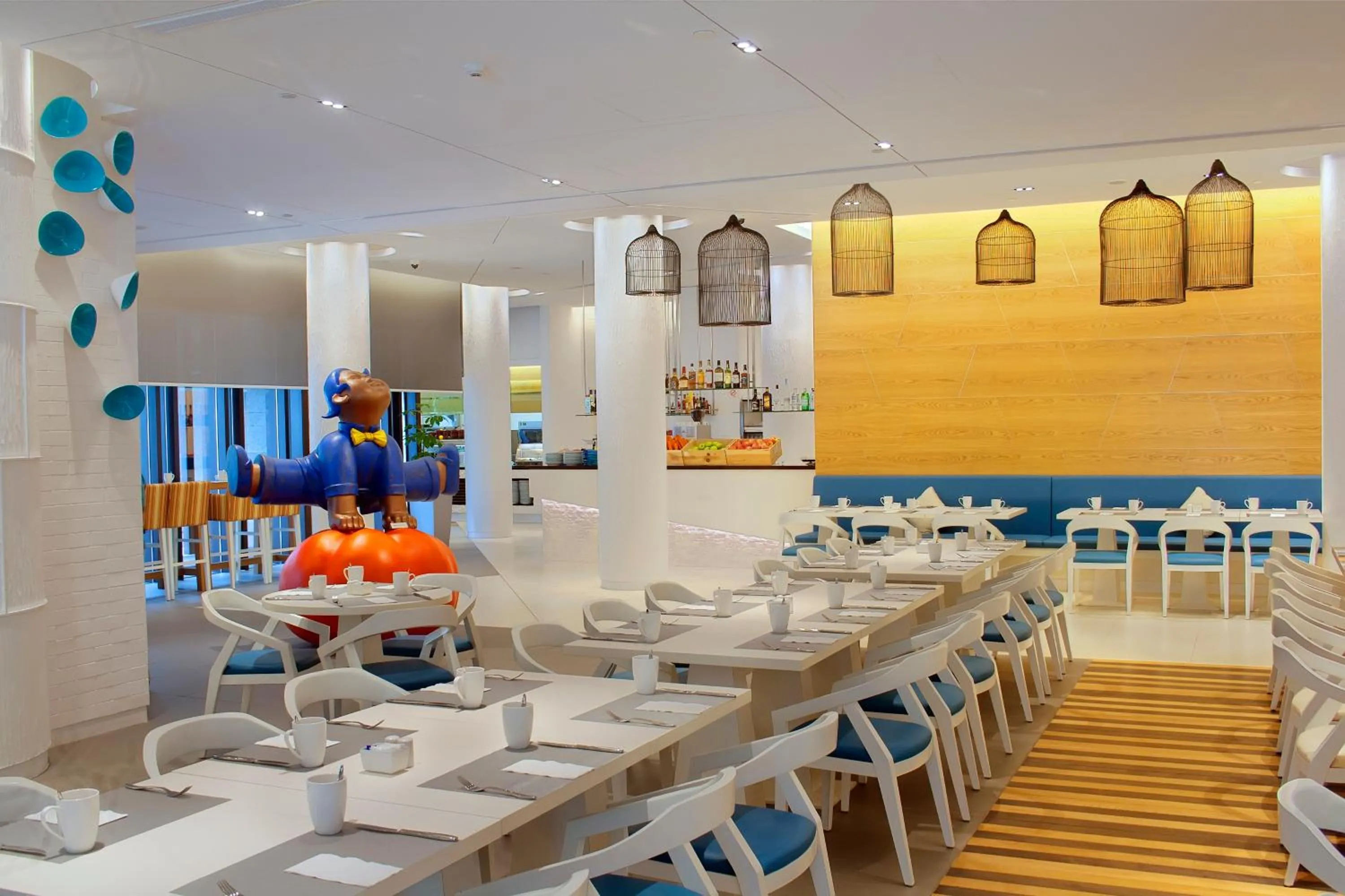 Restaurant/Places to Eat in Days Hotel by Wyndham Singapore at Zhongshan Park