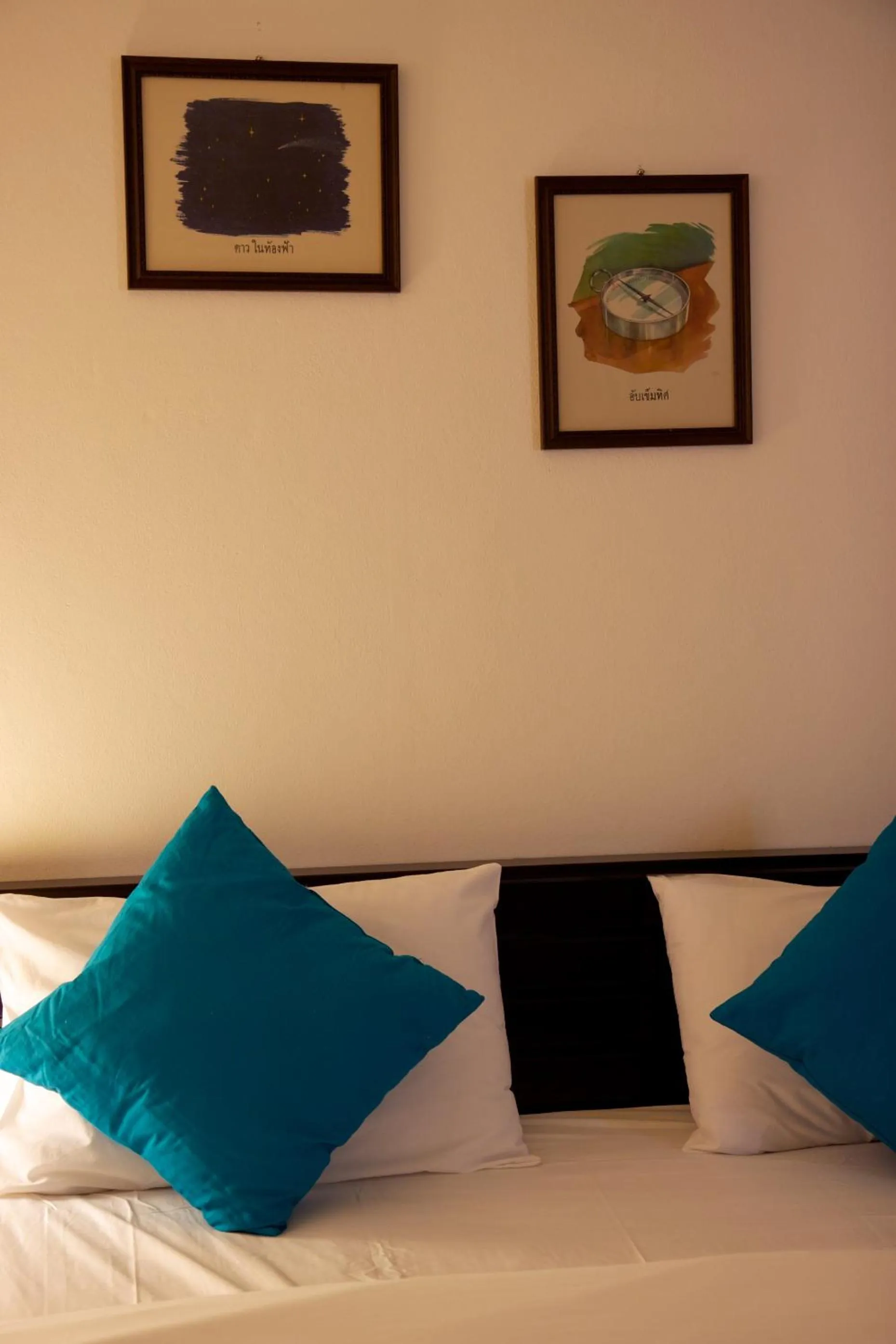 Decorative detail, Bed in Charn Residence