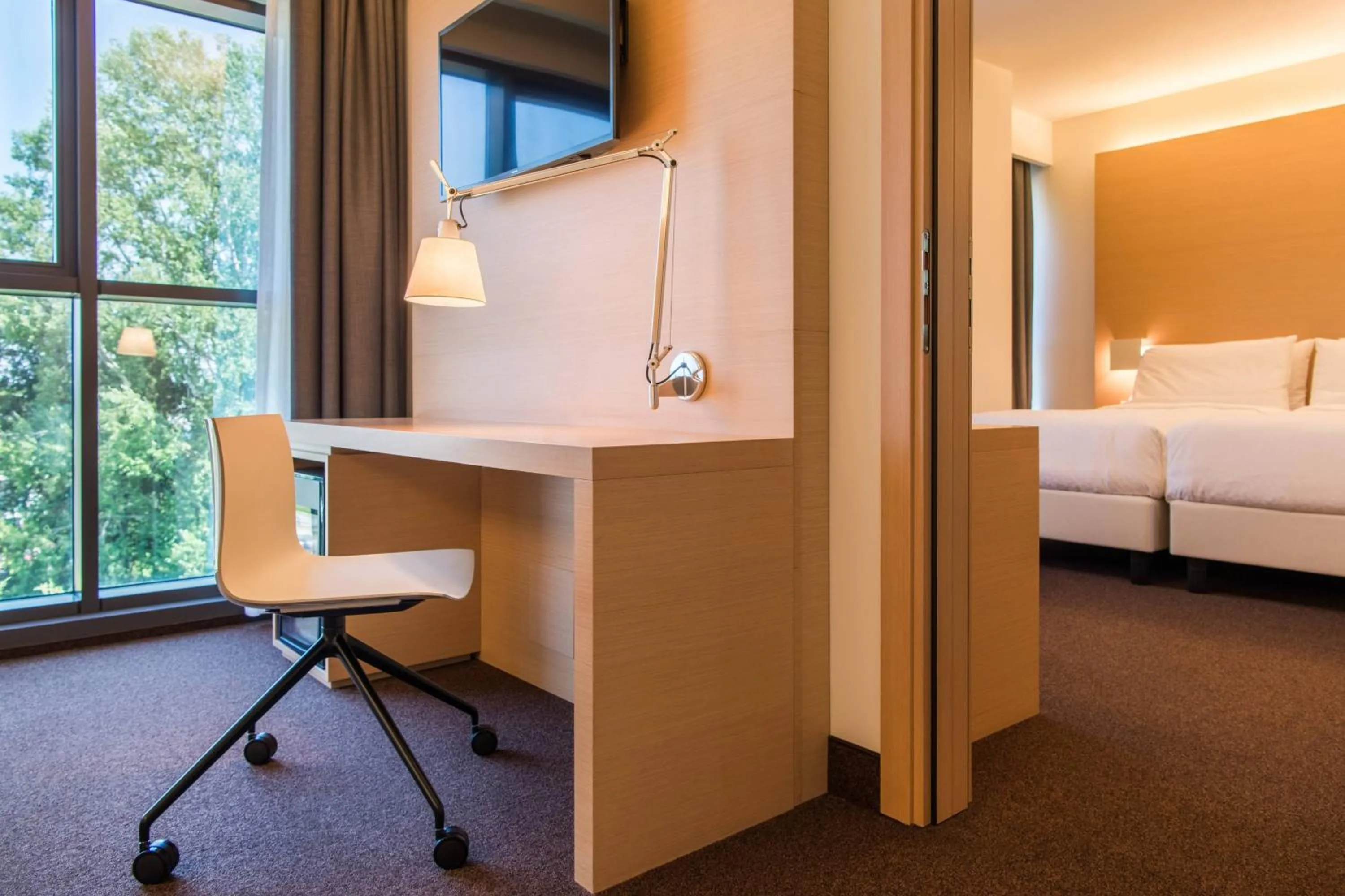 Photo of the whole room, Bed in Four Points by Sheraton Venice Mestre