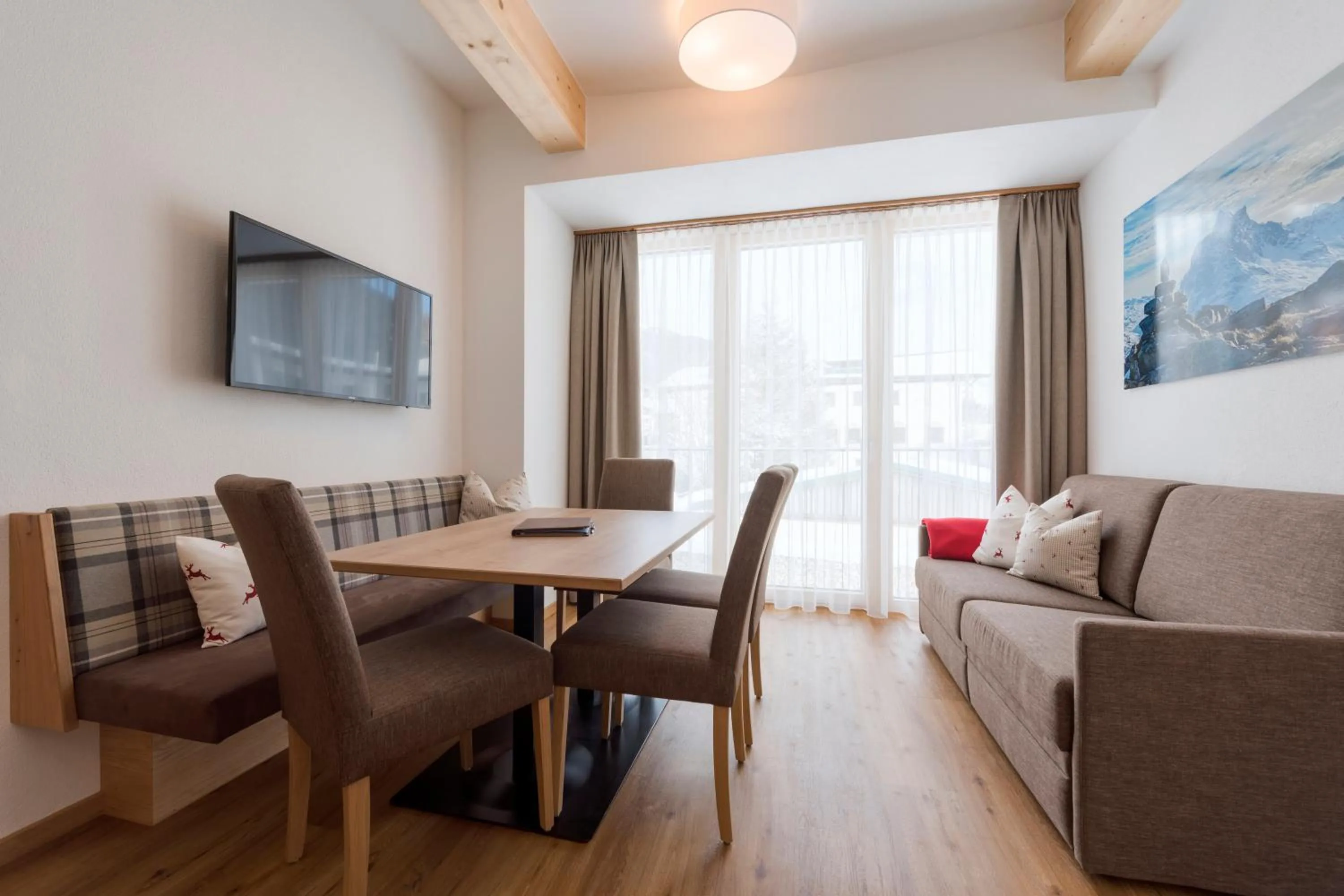 Living room in Anthony's Peaks & Pillows