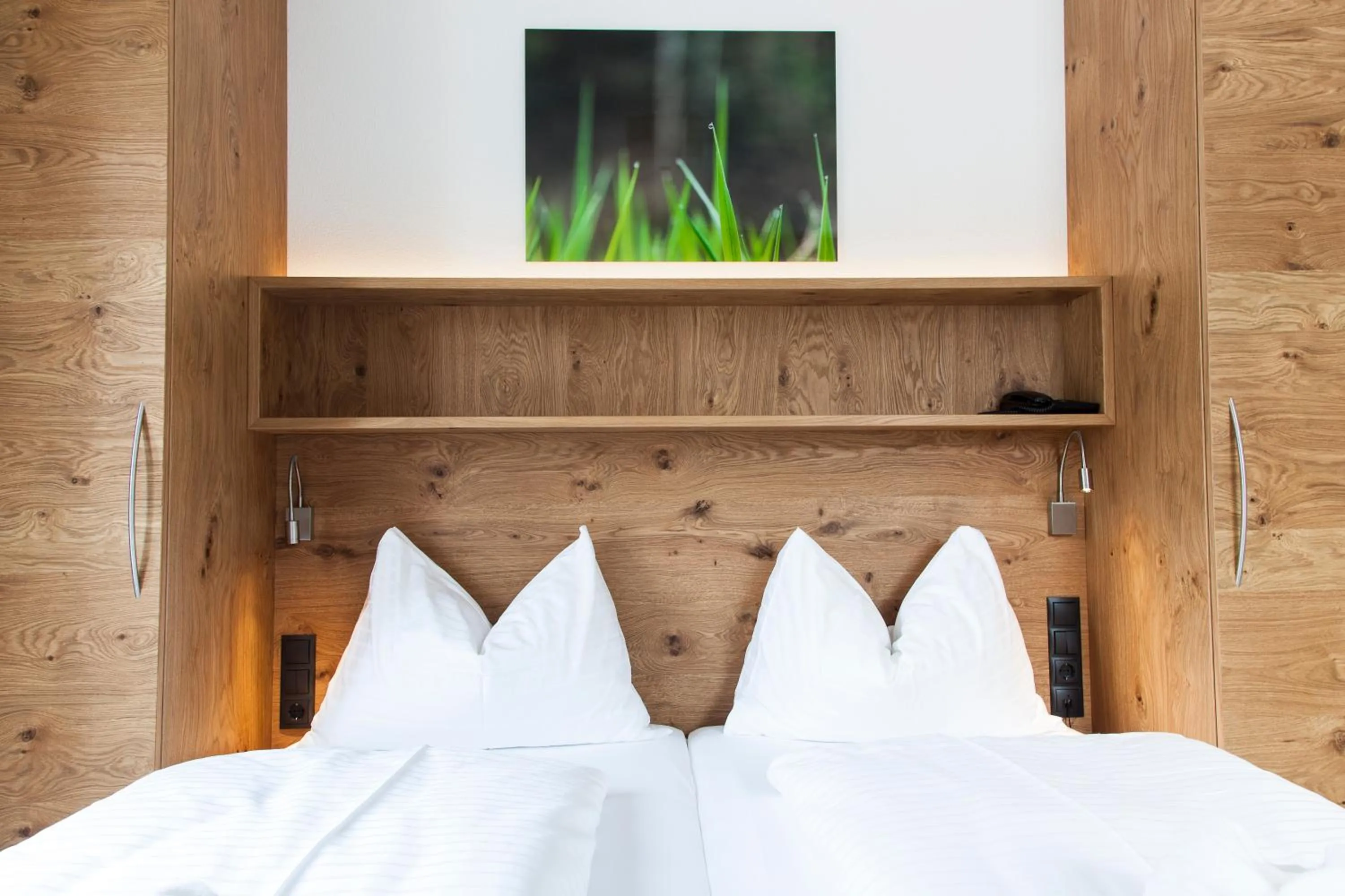 Bed in Anthony's Peaks & Pillows