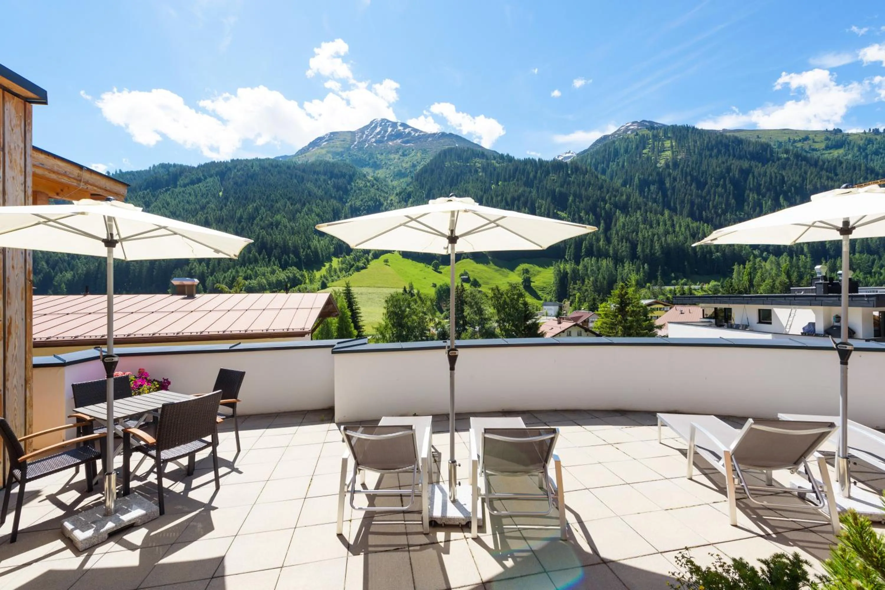 Balcony/Terrace in Anthony's Peaks & Pillows