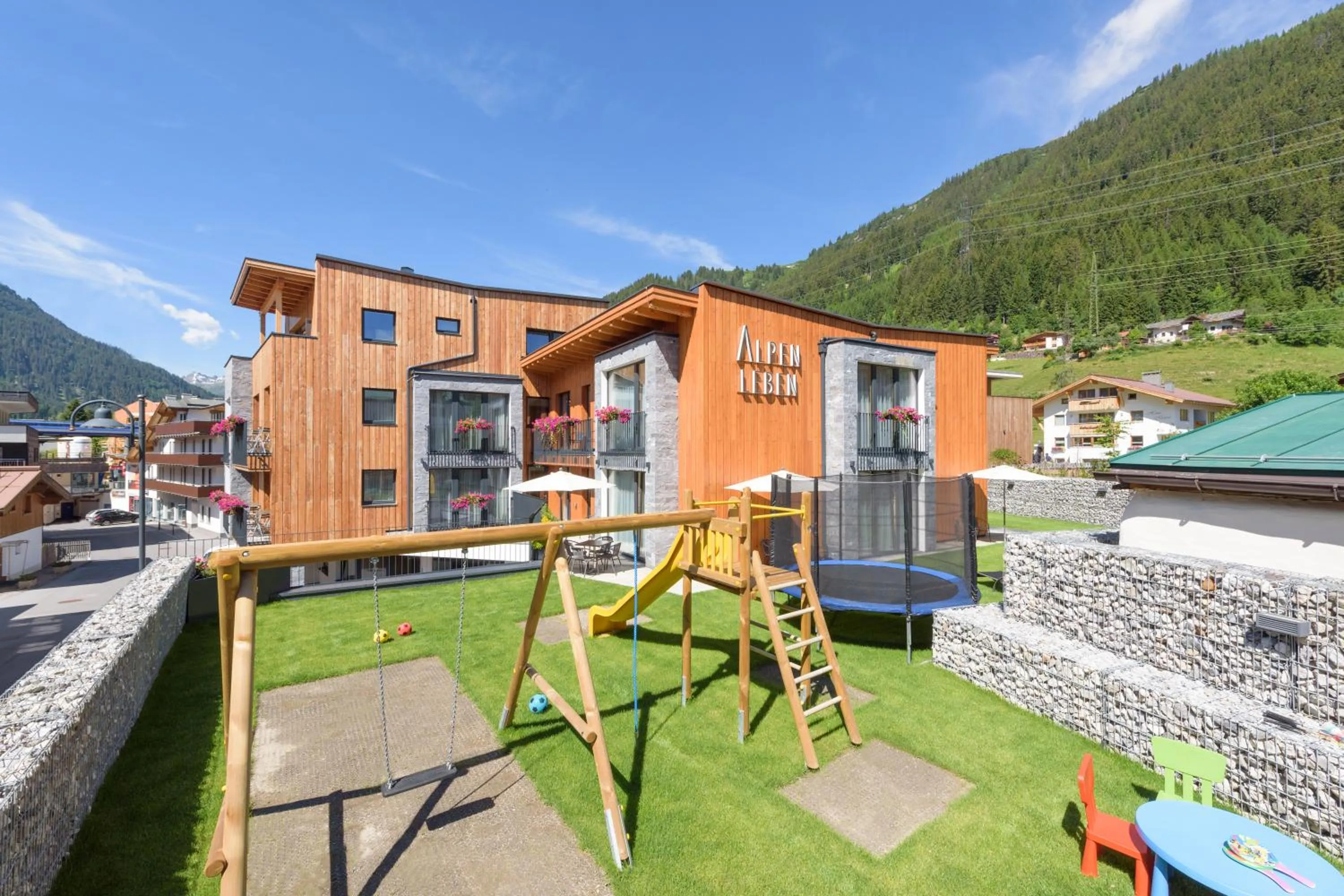 Property building in Anthony's Peaks & Pillows