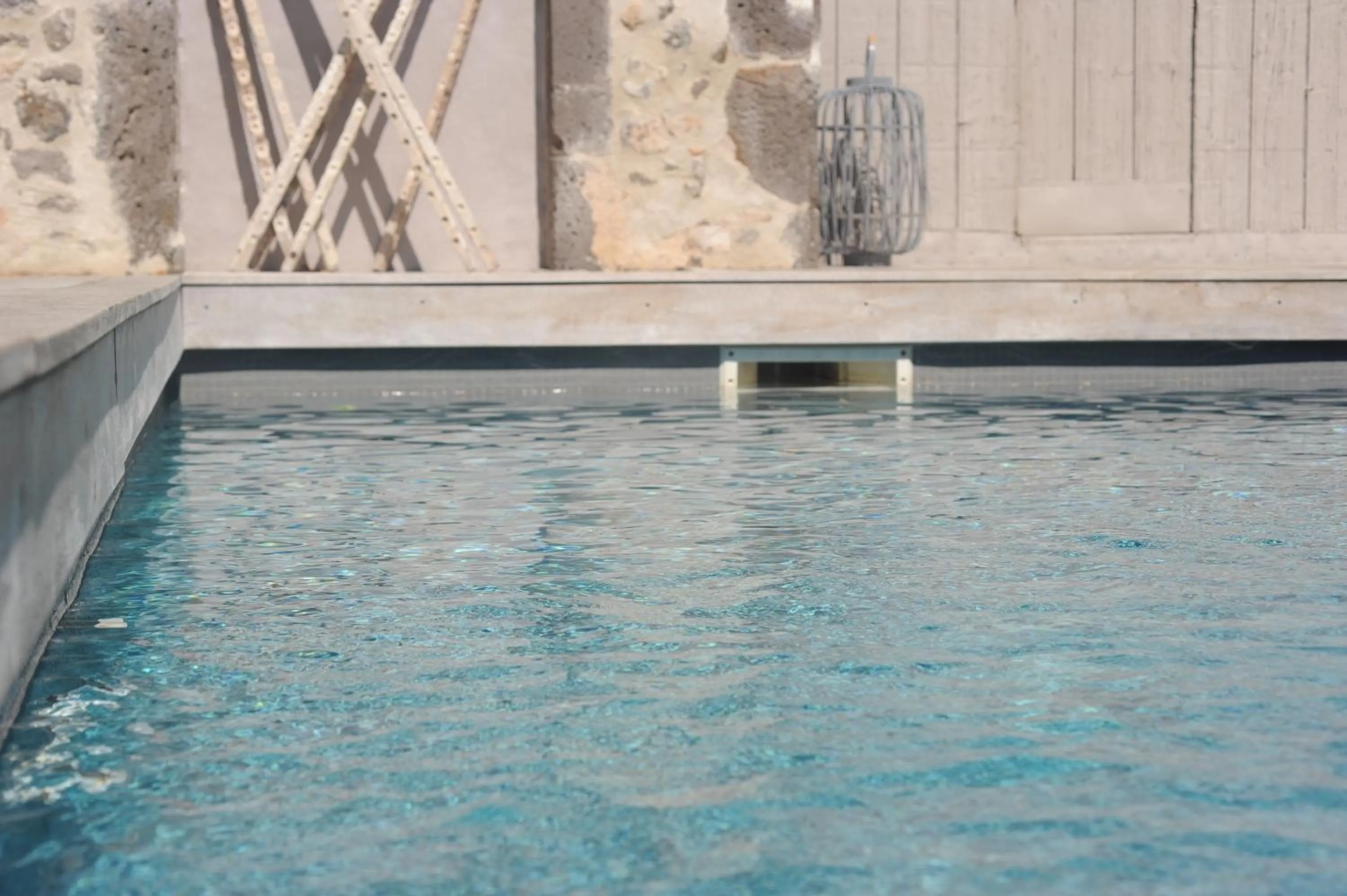 Swimming pool in Les Chambres d'Andrea