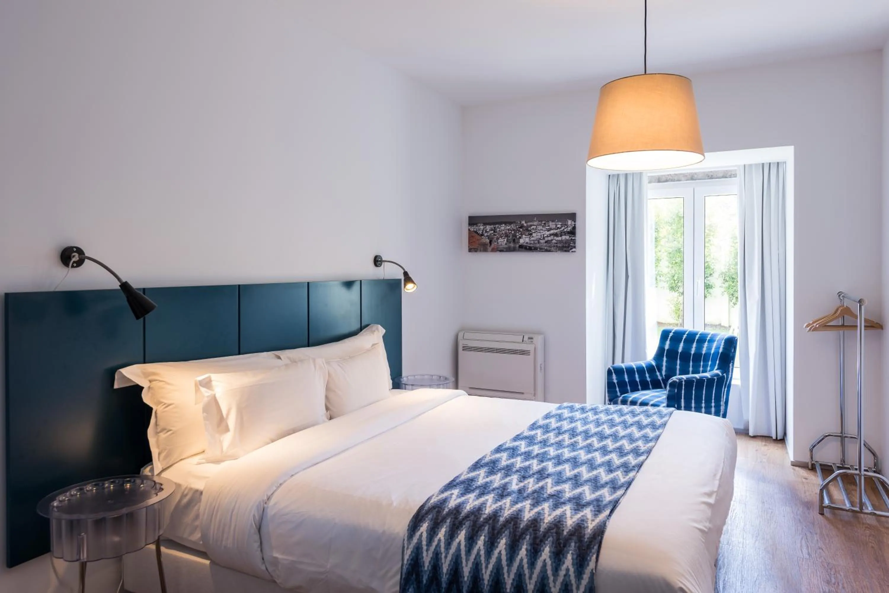 Bed in Alfama - Lisbon Lounge Suites