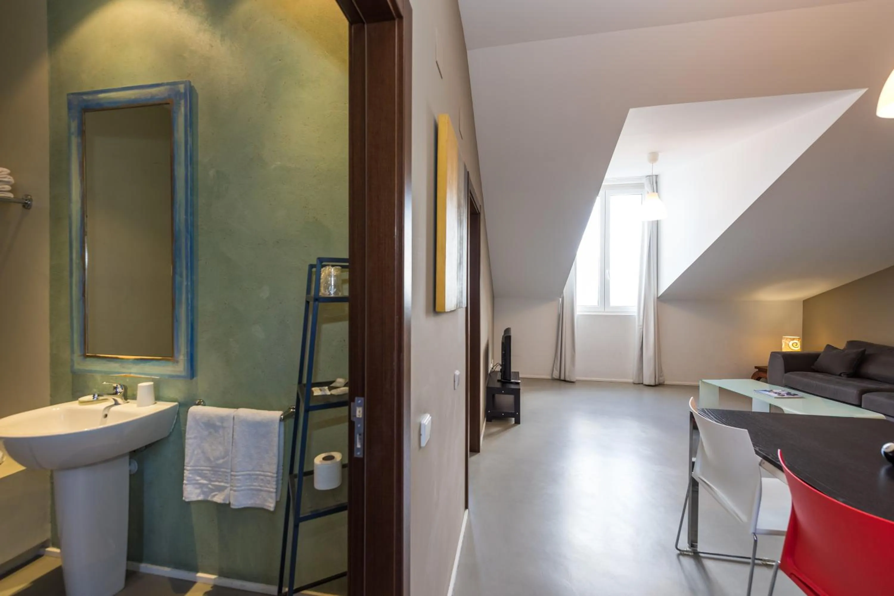 Bathroom in Alfama - Lisbon Lounge Suites