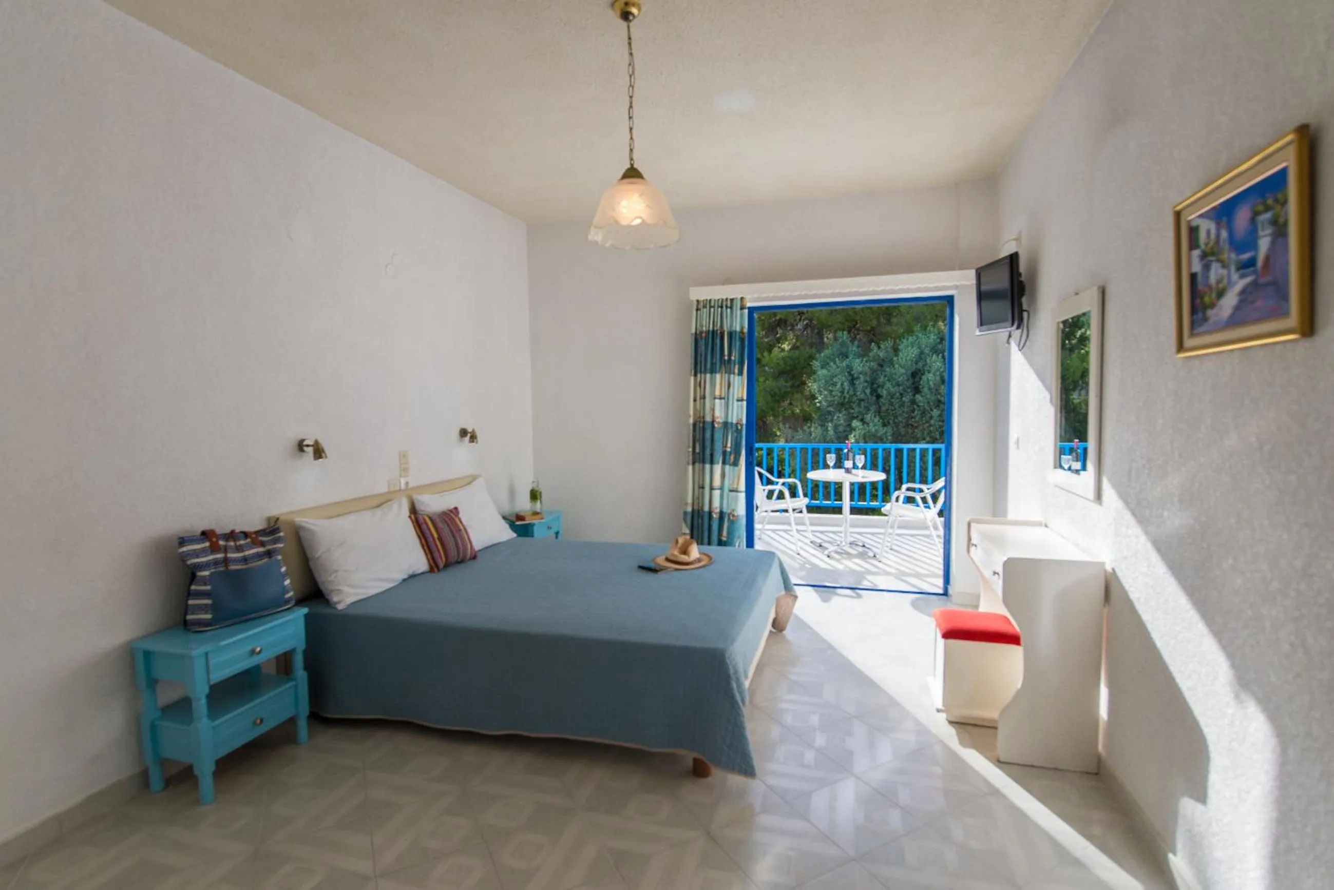 Bed in Vassilis Studios