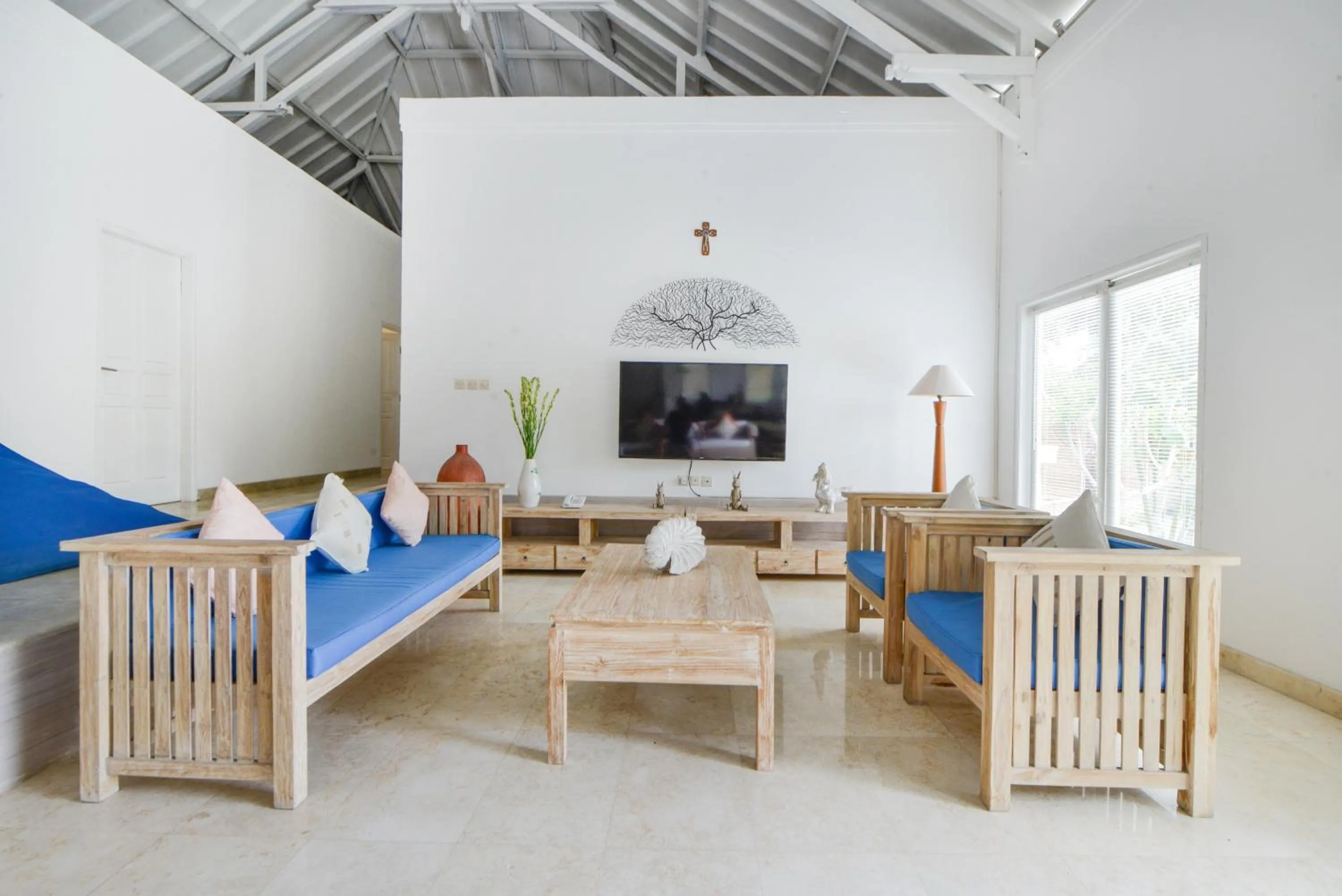 Living room in Villa Del Mar Canggu by Kanaya Hospitality