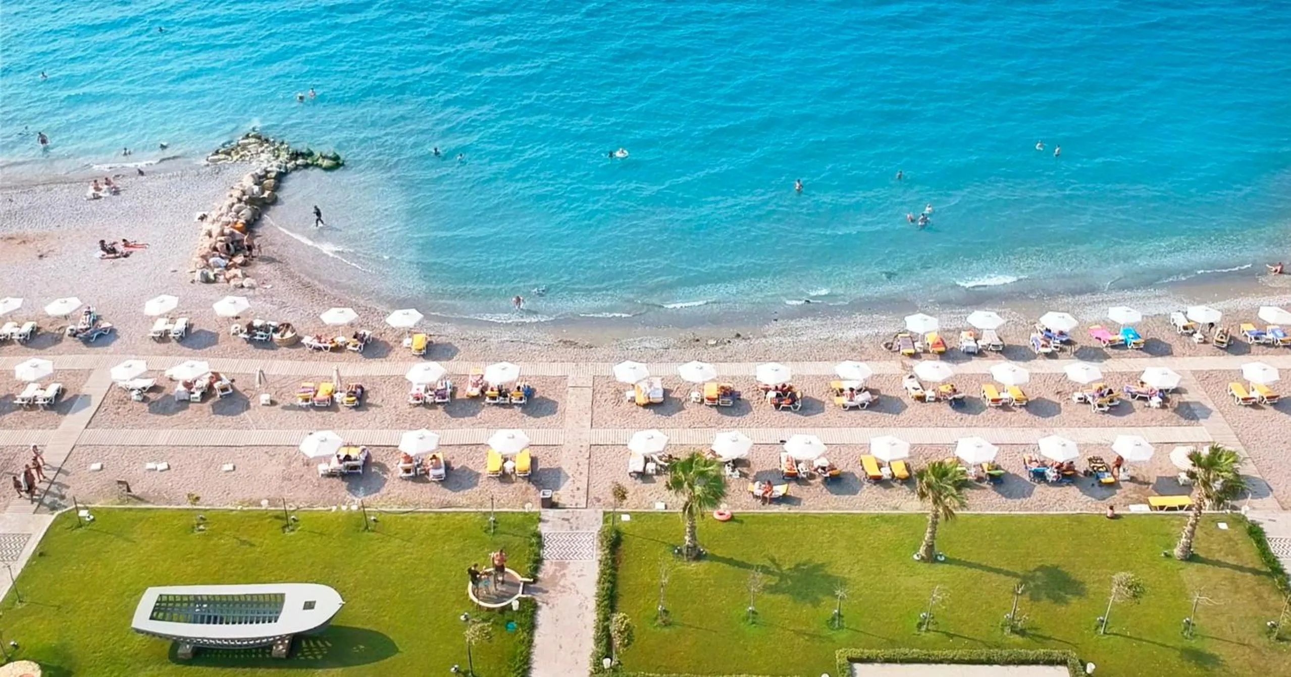 Beach in Rodos Palace Hotel