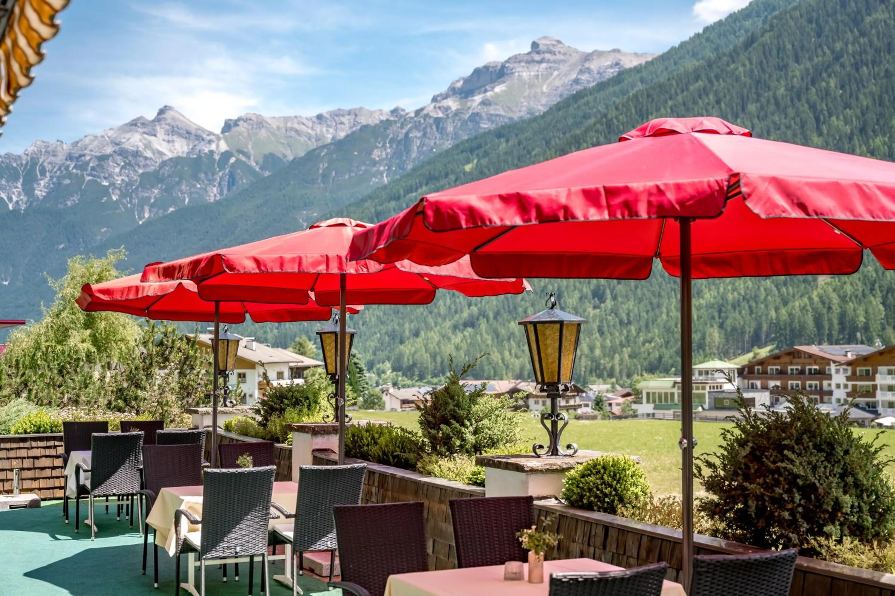 Property building in Hotel Almhof