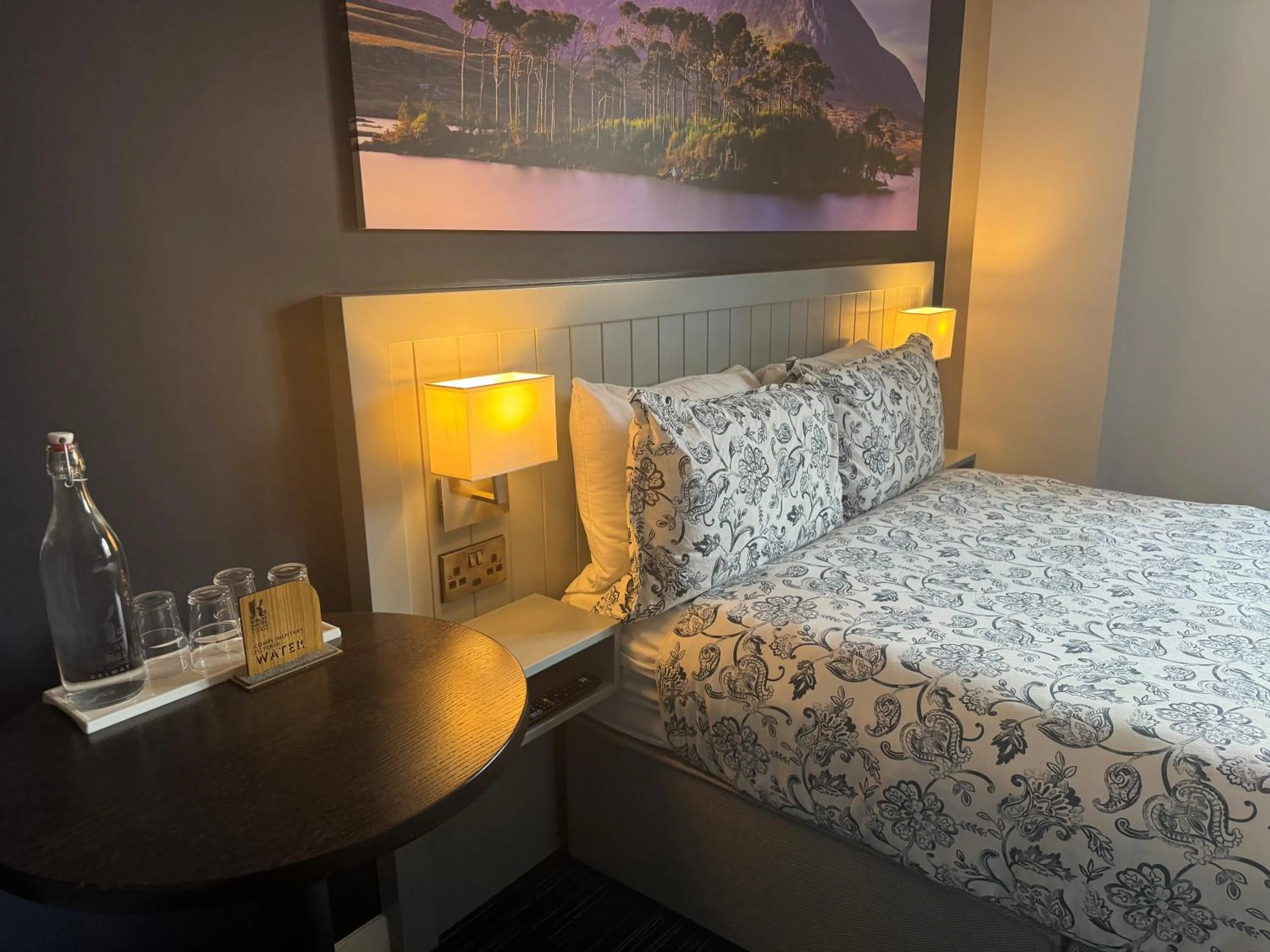 Bed in Kinlay Hostel Eyre Square - Best Hostel in Ireland 2025