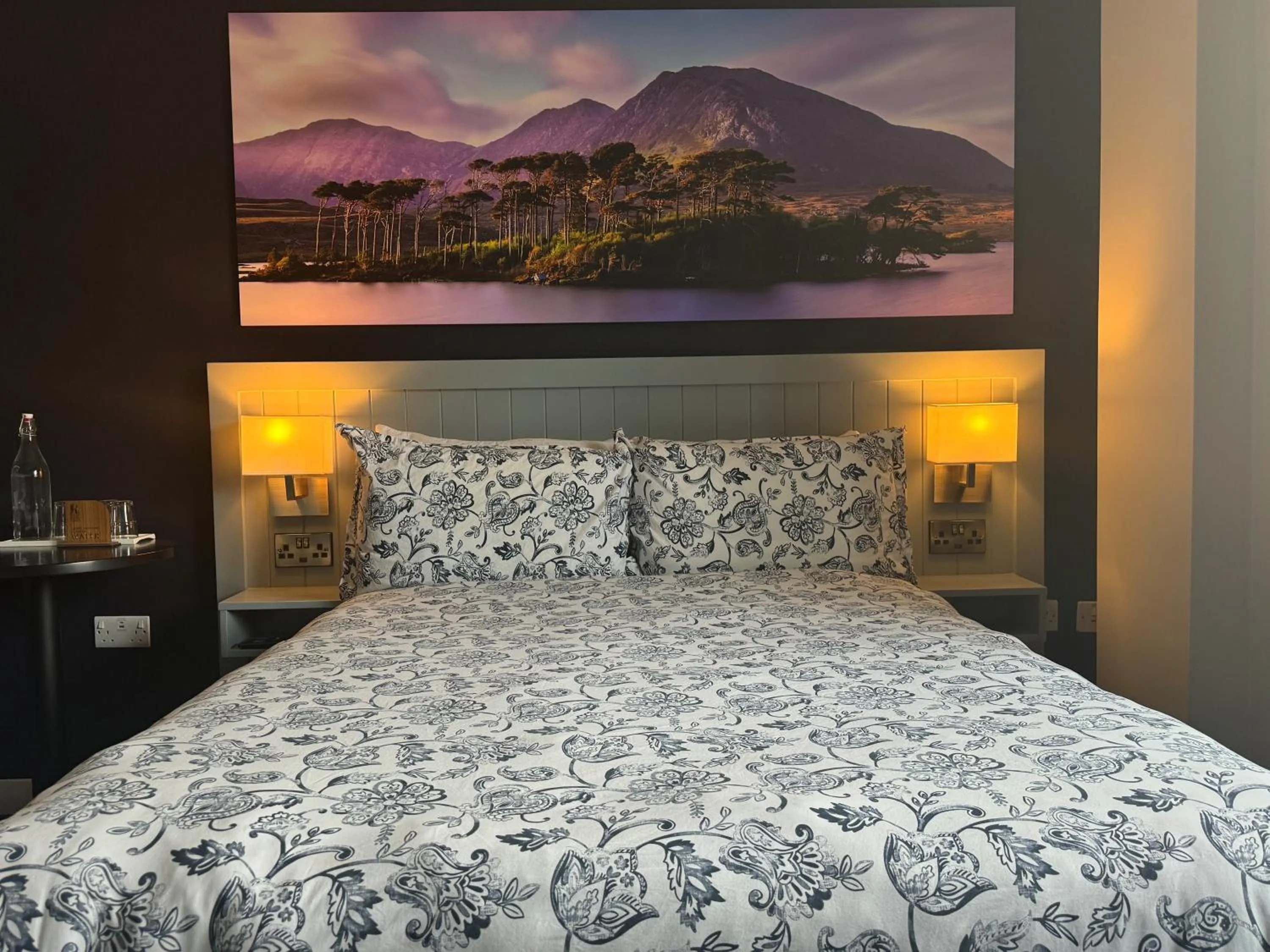 Bed in Kinlay Hostel Eyre Square - Best Hostel in Ireland 2025