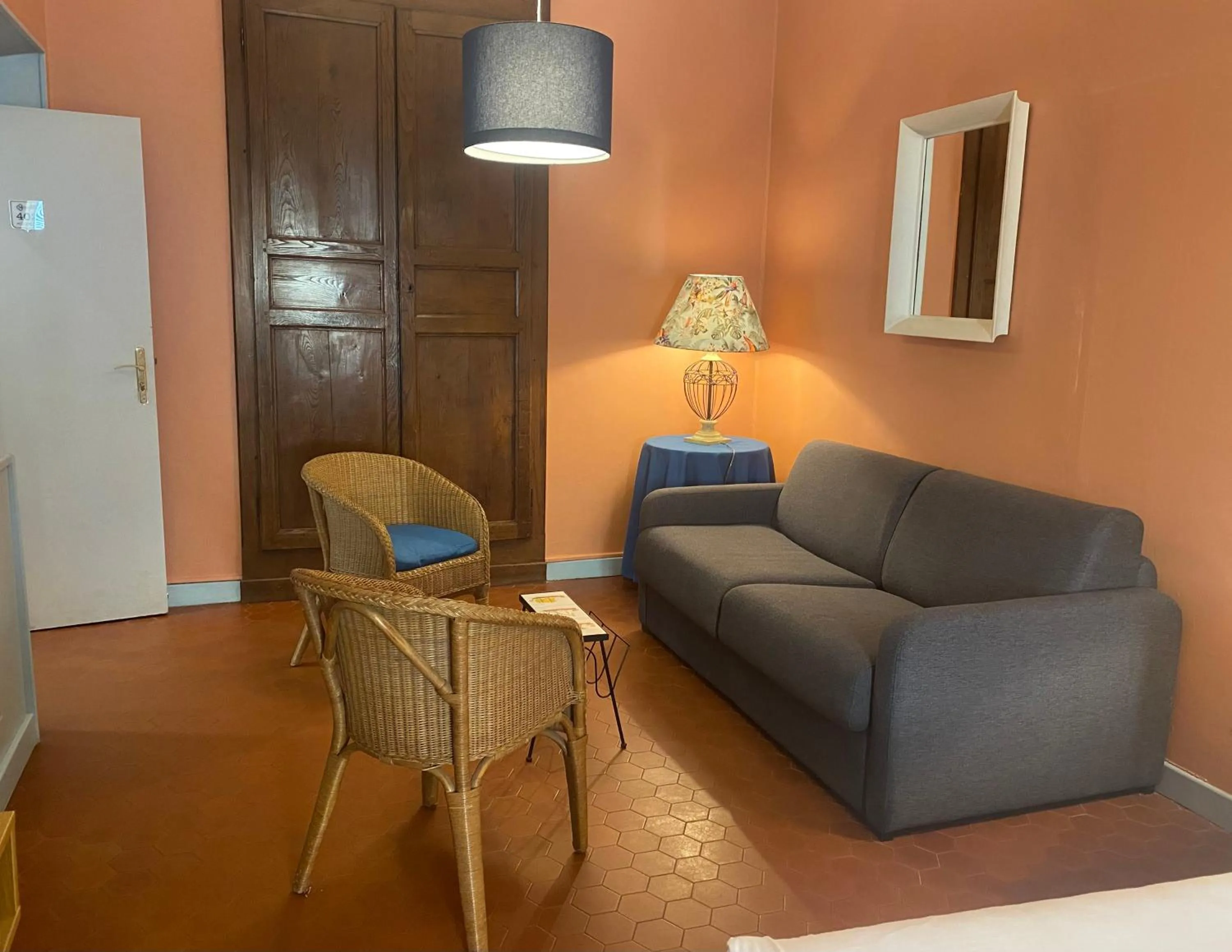 Living room in Hotel Central Bastia