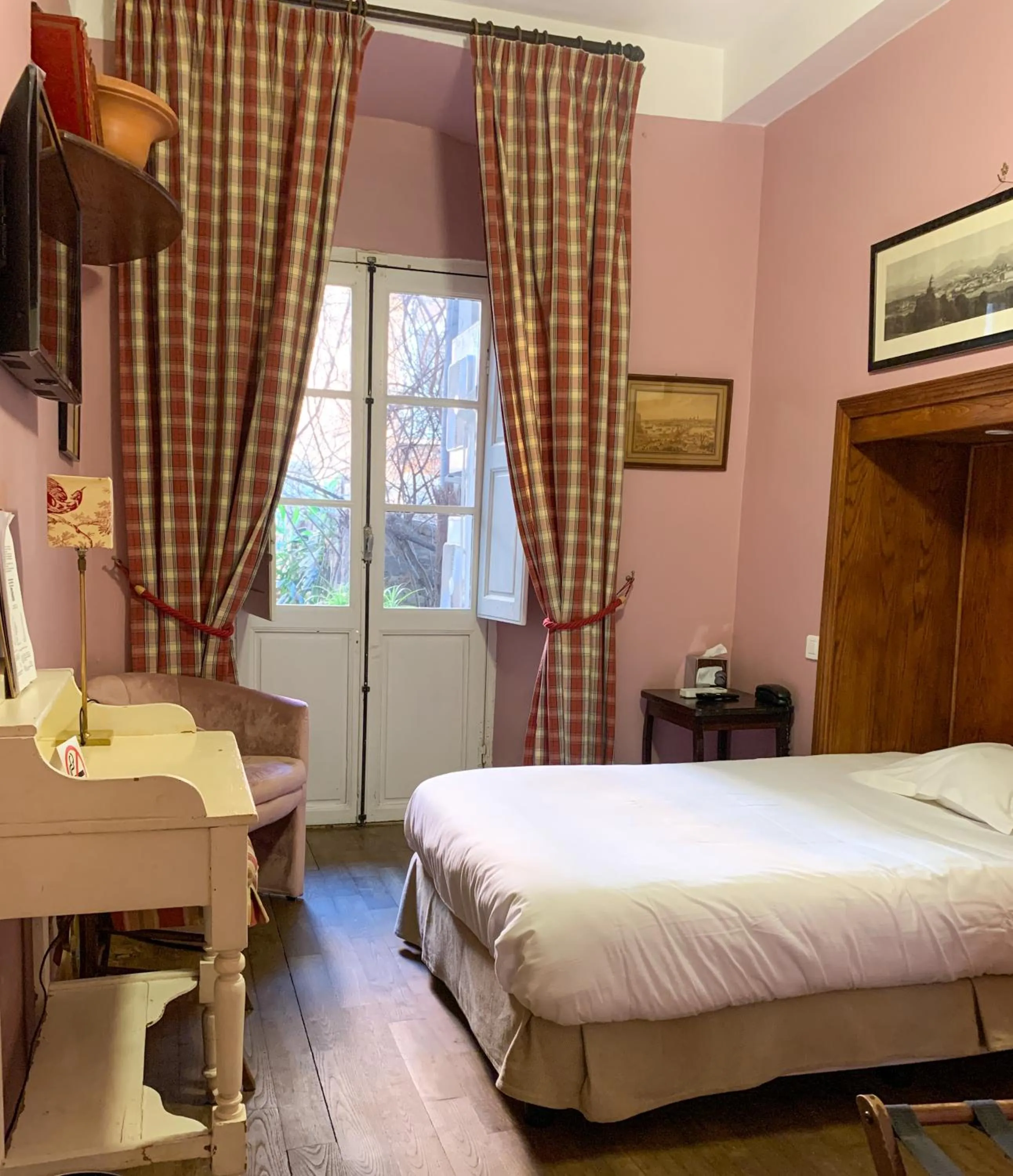 Bedroom, Bed in Hotel Central Bastia