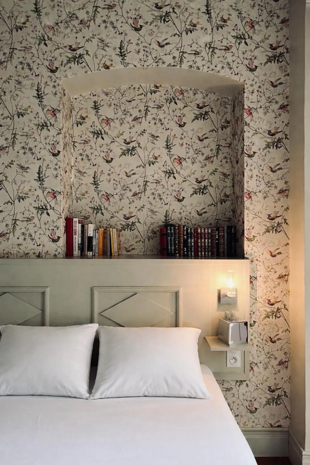 Bedroom, Bed in Hotel Central Bastia