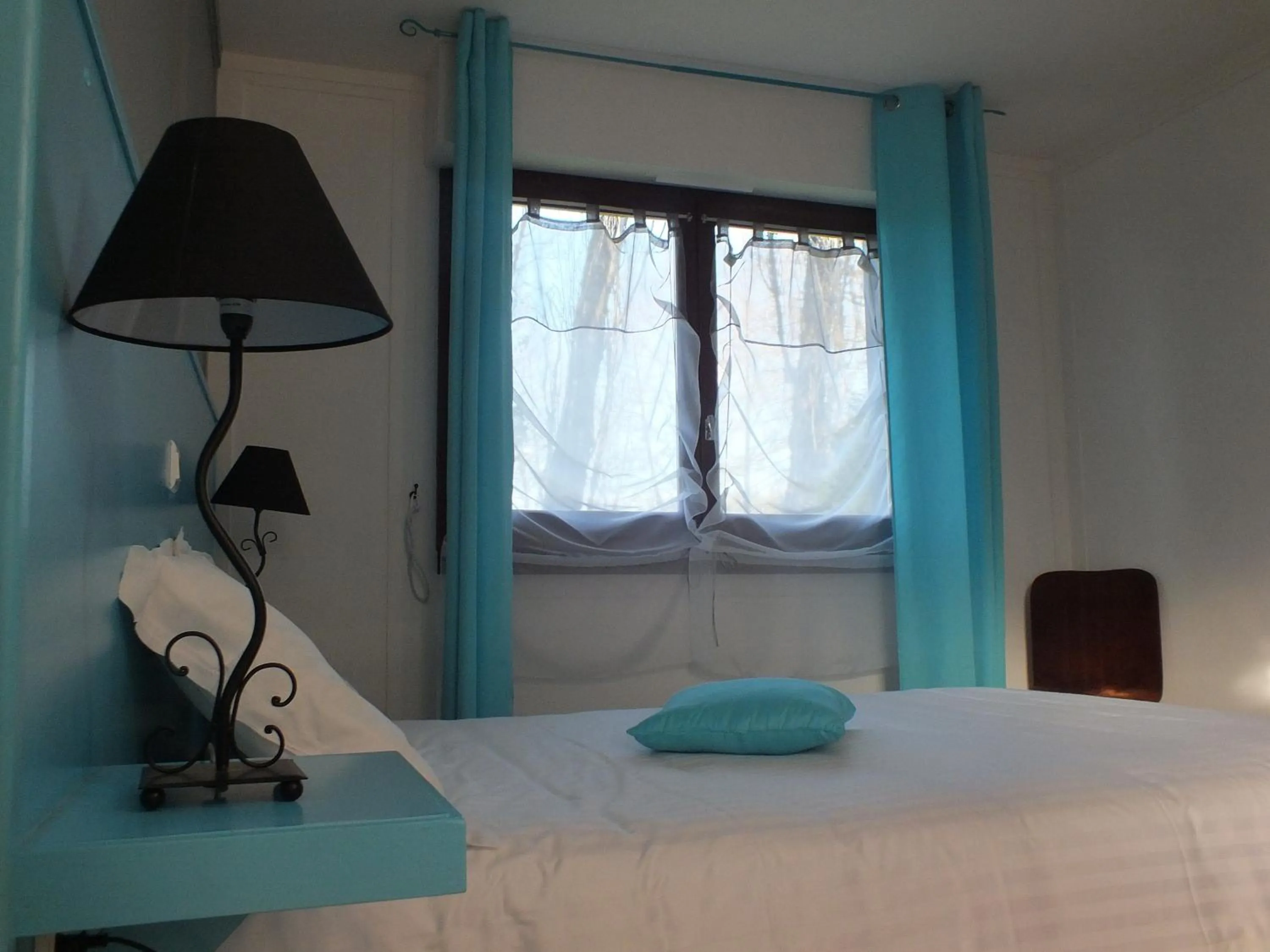 Bedroom, Bed in Hotel Restaurant Le Manguier