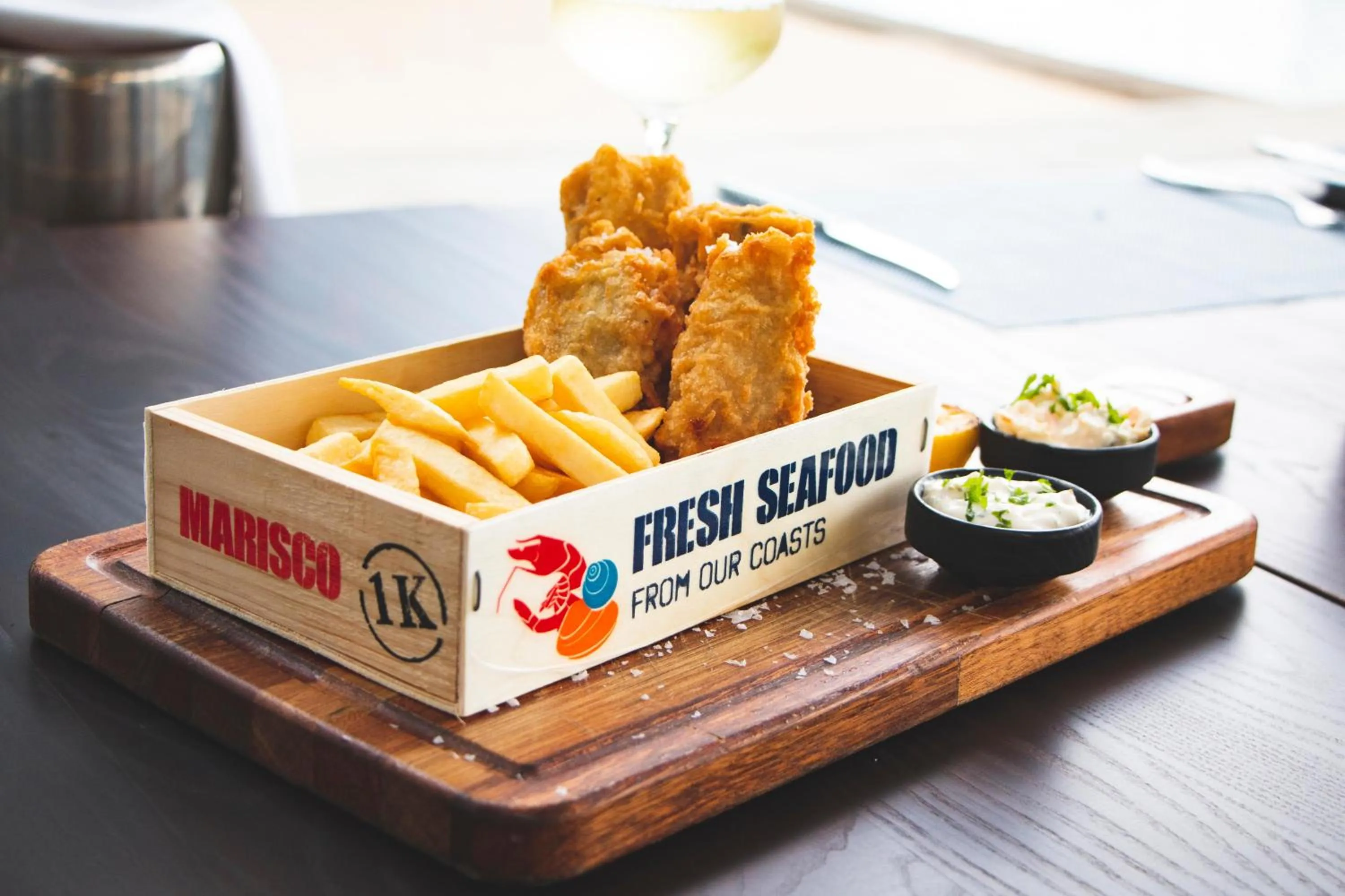 Restaurant/places to eat in Le Suffren Hotel & Marina