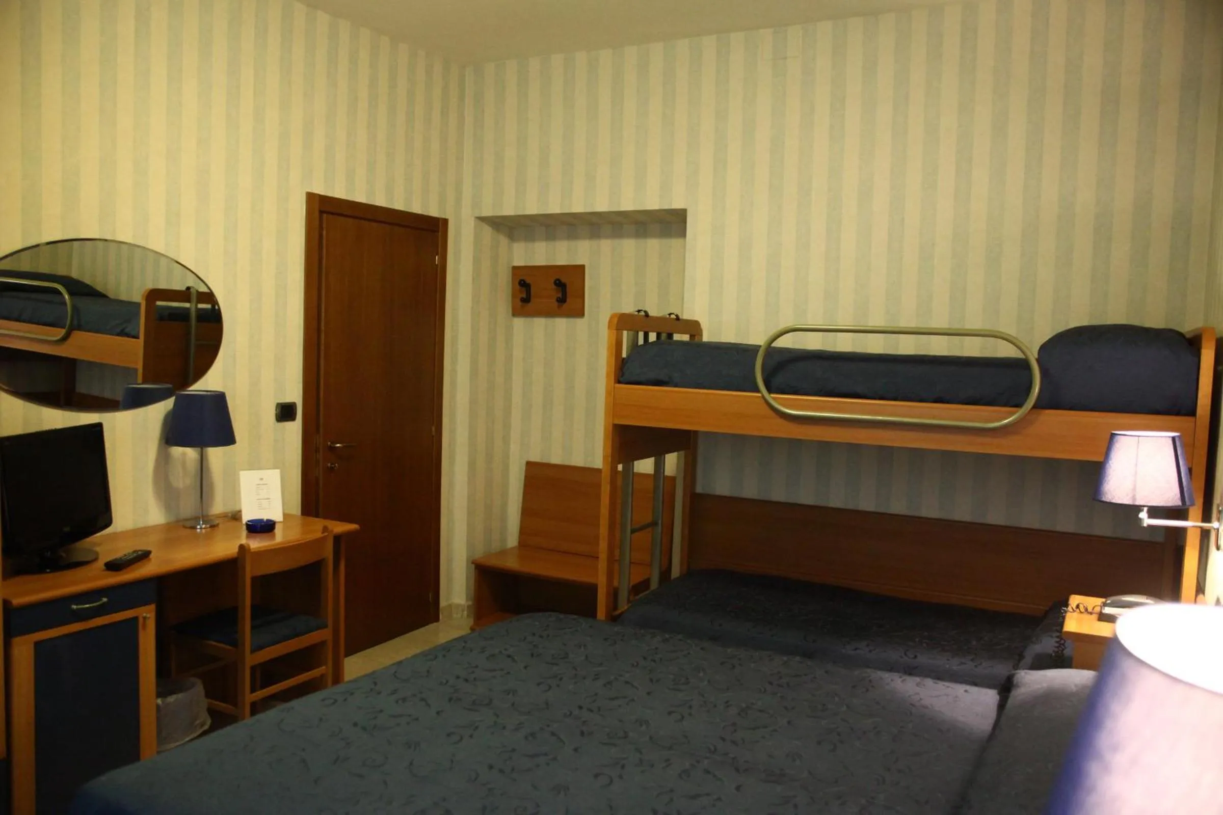 Photo of the whole room in Hotel Pineta