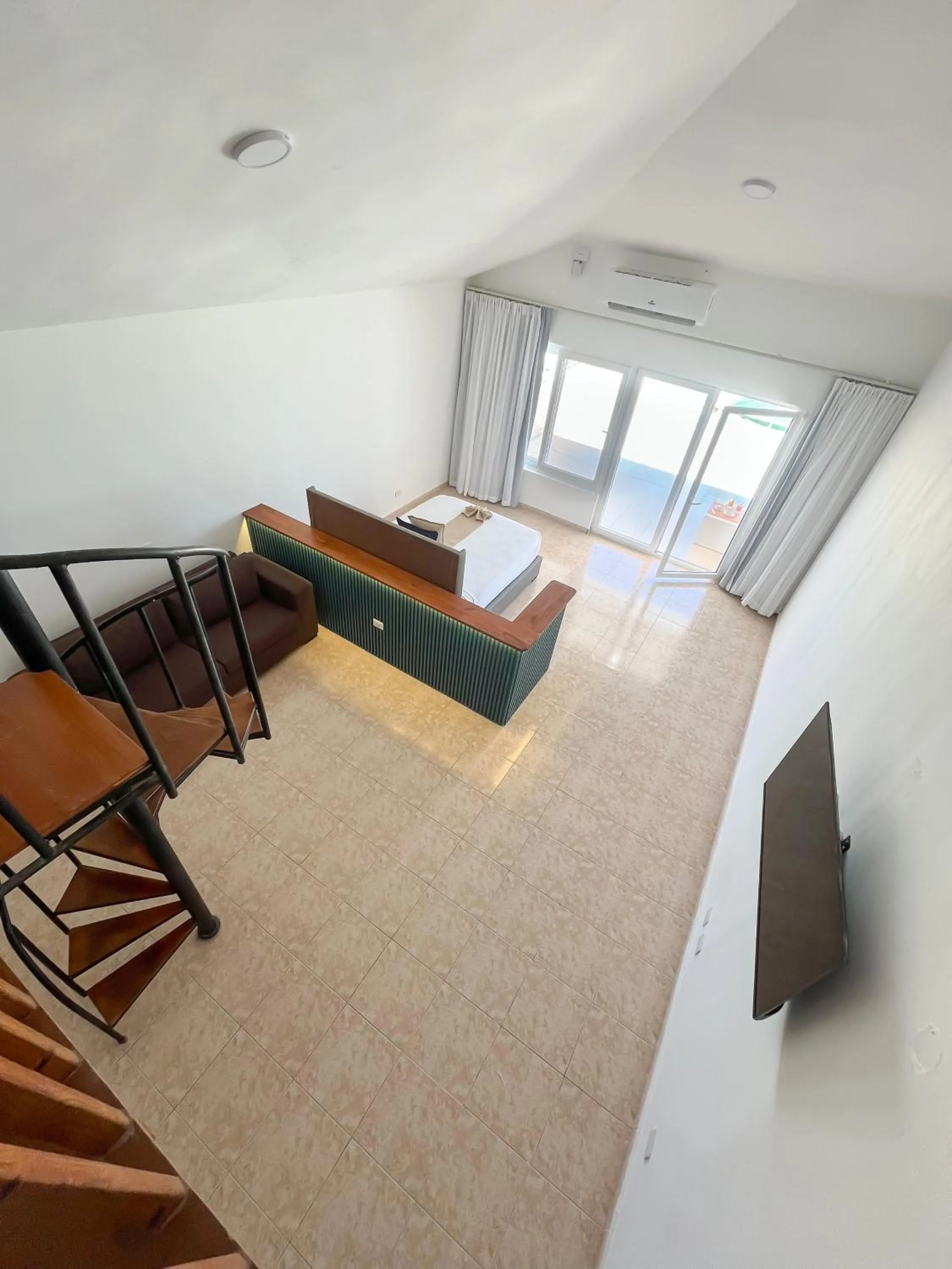 Photo of the whole room in Hotel Checkin El Cortecito Beach