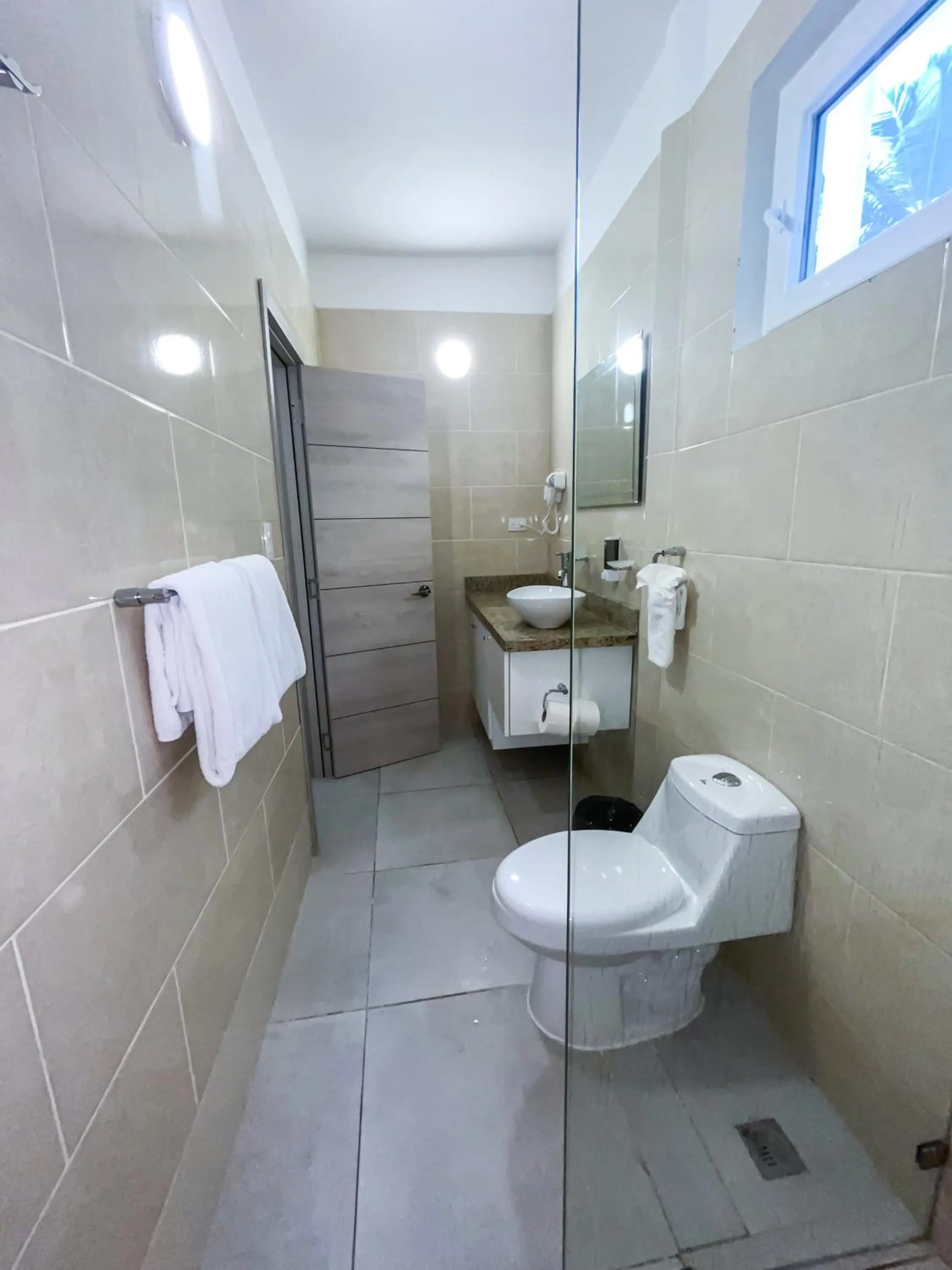 Bathroom in Hotel Checkin El Cortecito Beach