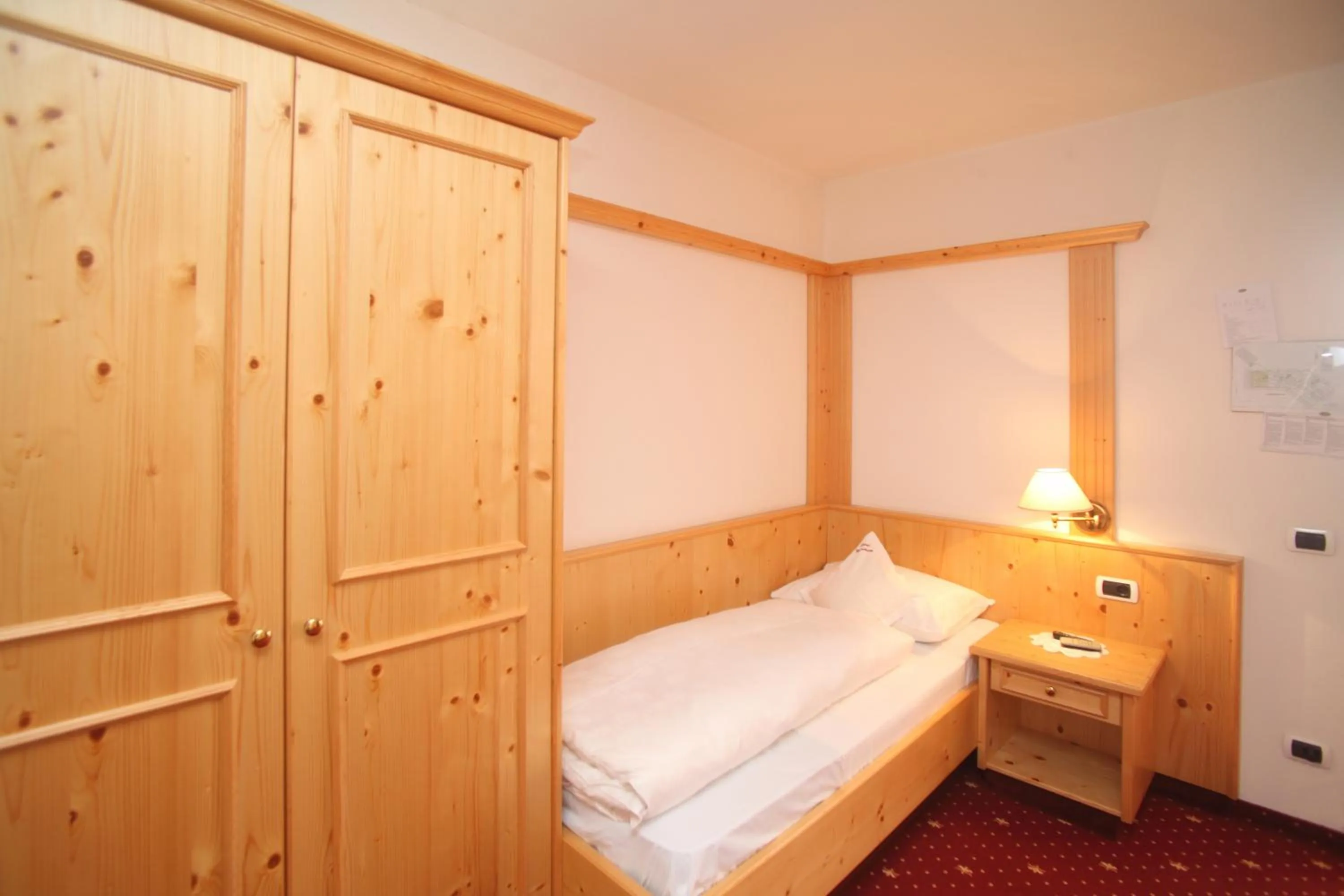 Bed in Naturhotel Waldheim