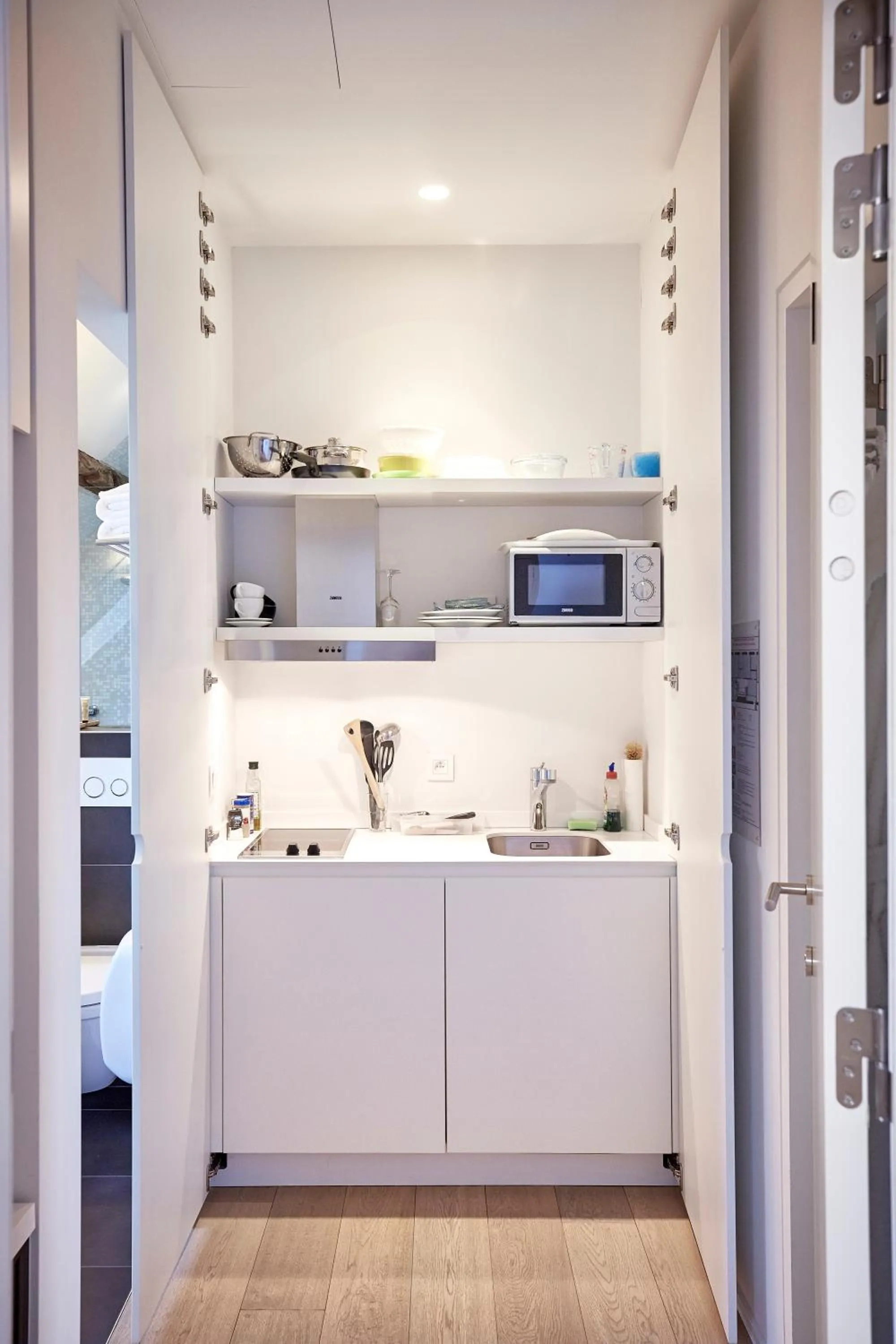 Kitchen or kitchenette in B&B Park7 Wavre - Leuven