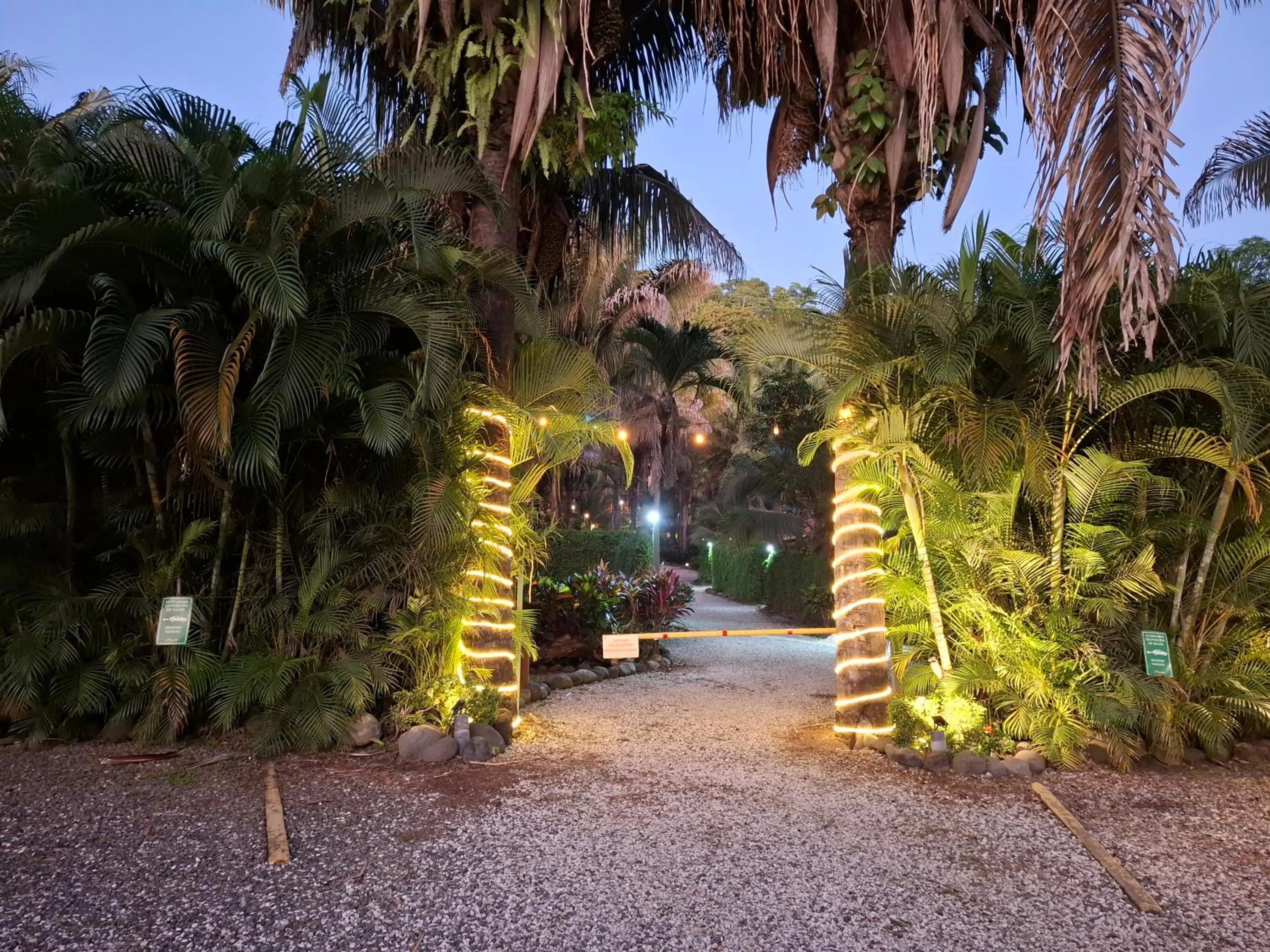 Esencia Hotel and Villas