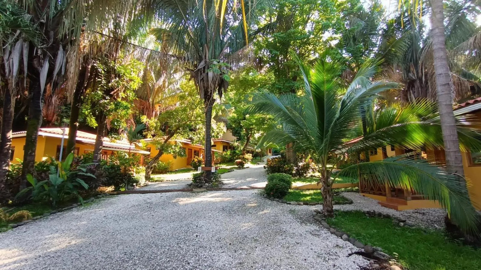 Esencia Hotel and Villas