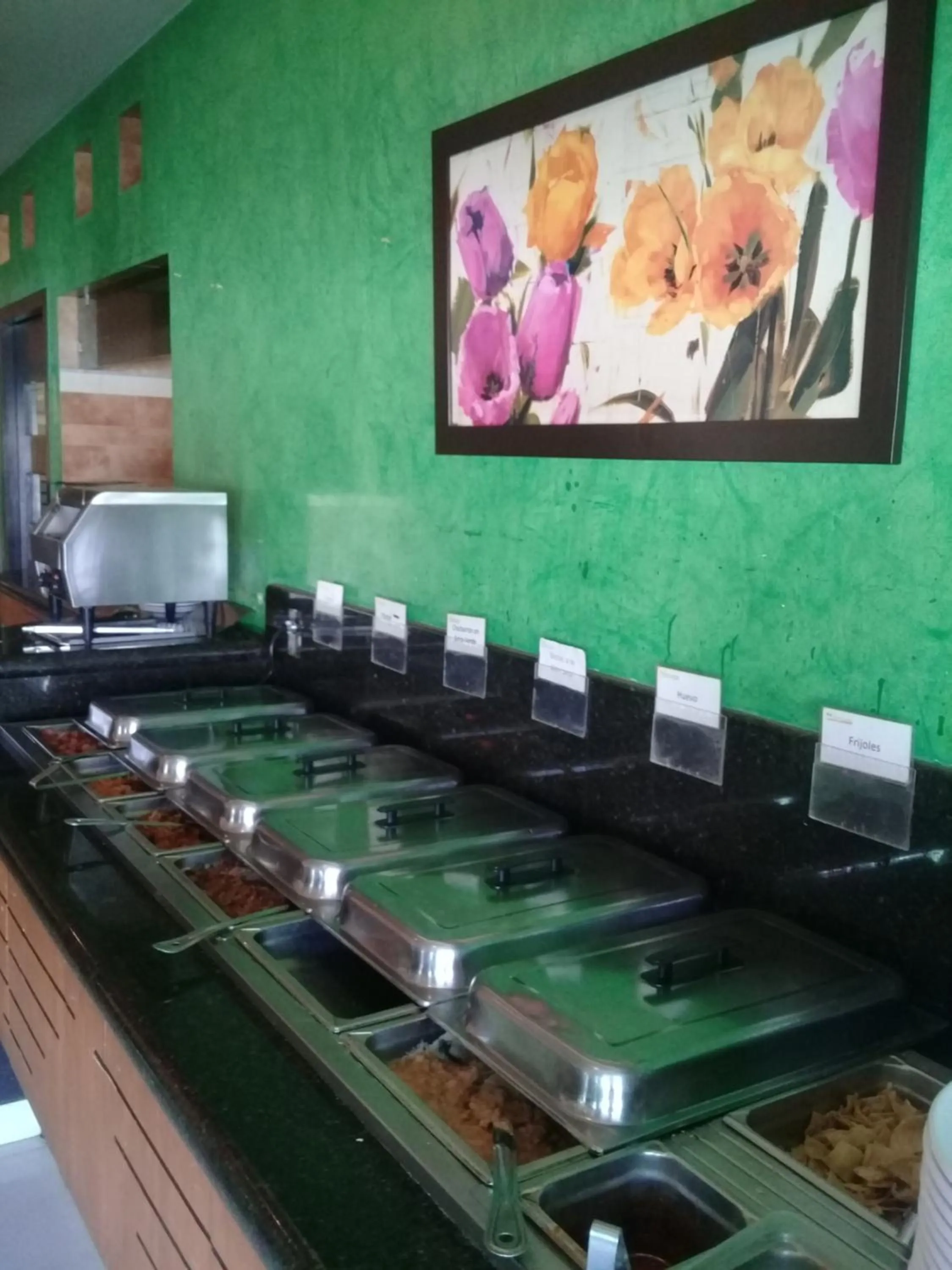 Breakfast in Hostalia Hotel Expo & Business Class