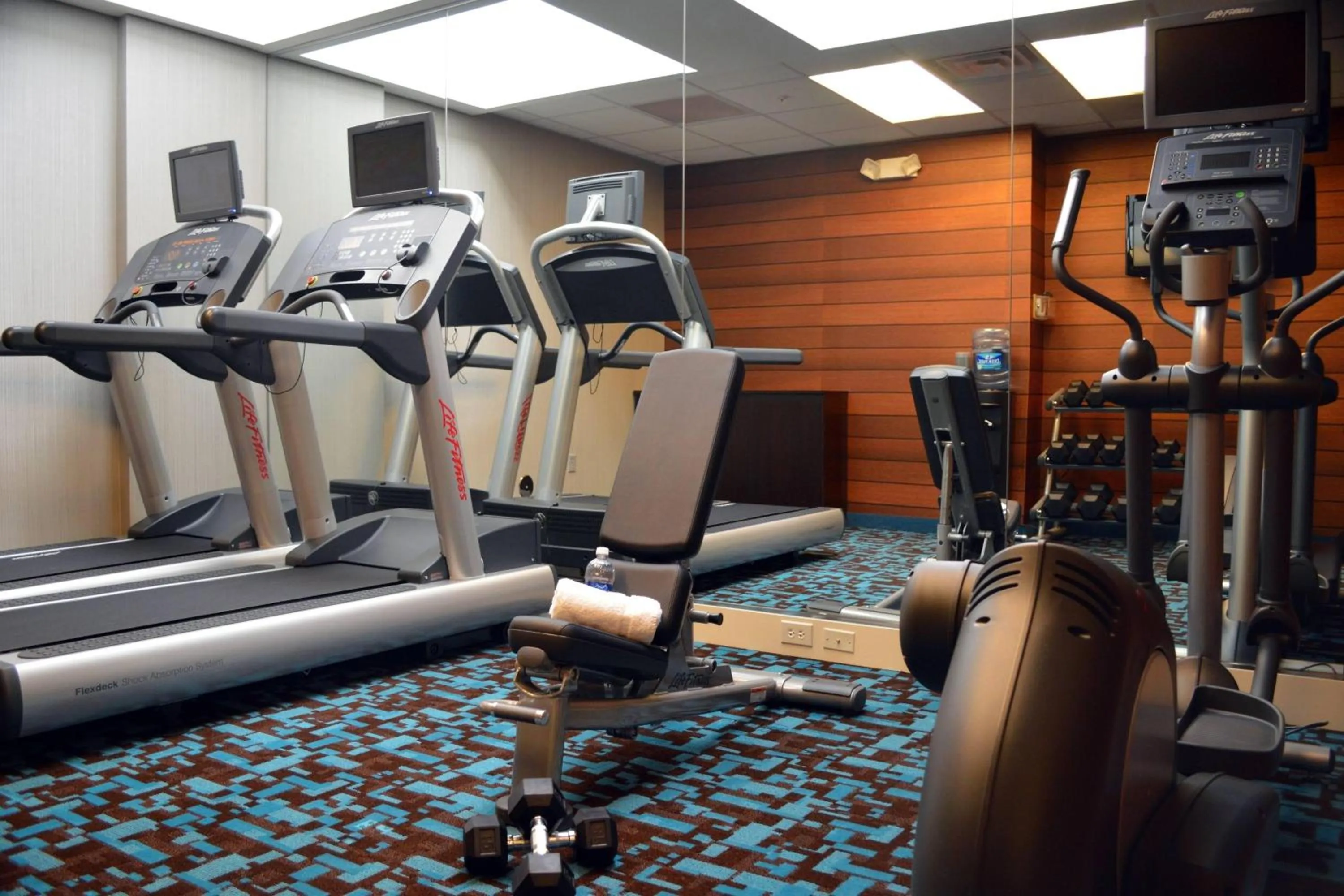 Fitness centre/facilities in Fairfield Inn & Suites by Marriott Stafford Quantico