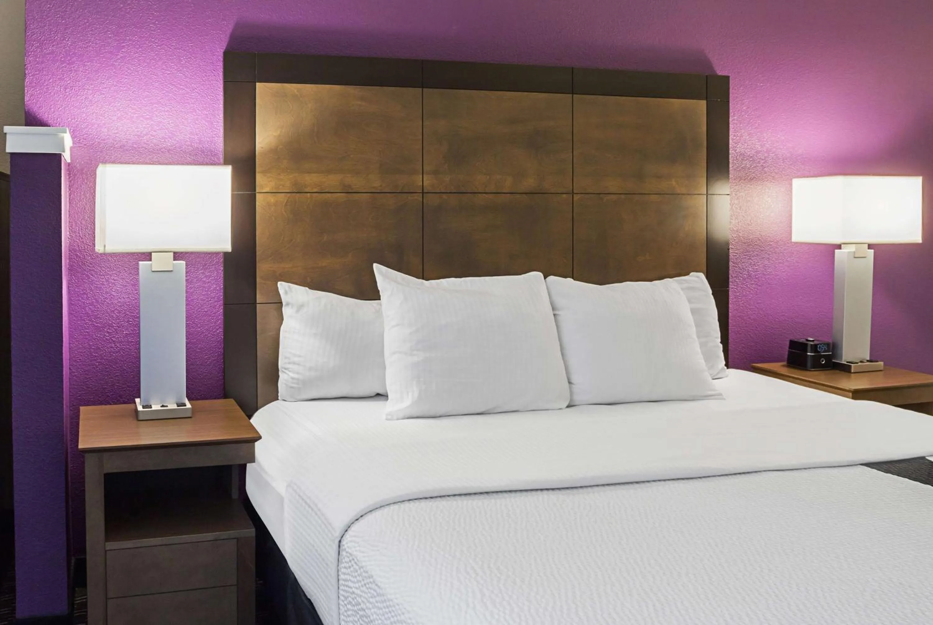 Photo of the whole room, Bed in La Quinta by Wyndham Rancho Cordova Sacramento