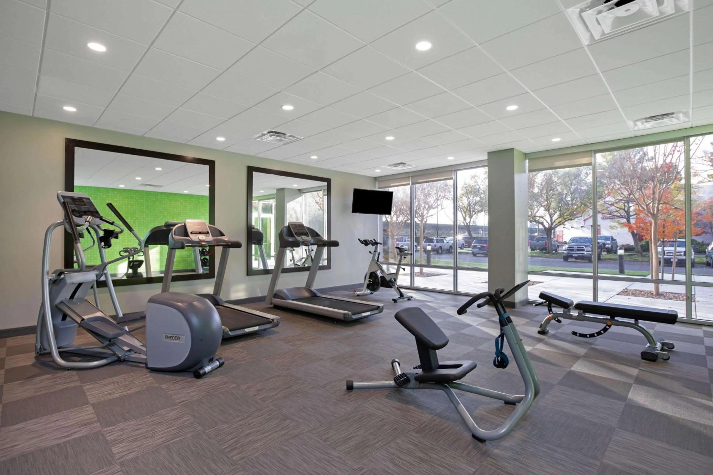 Fitness centre/facilities in La Quinta by Wyndham Rancho Cordova Sacramento