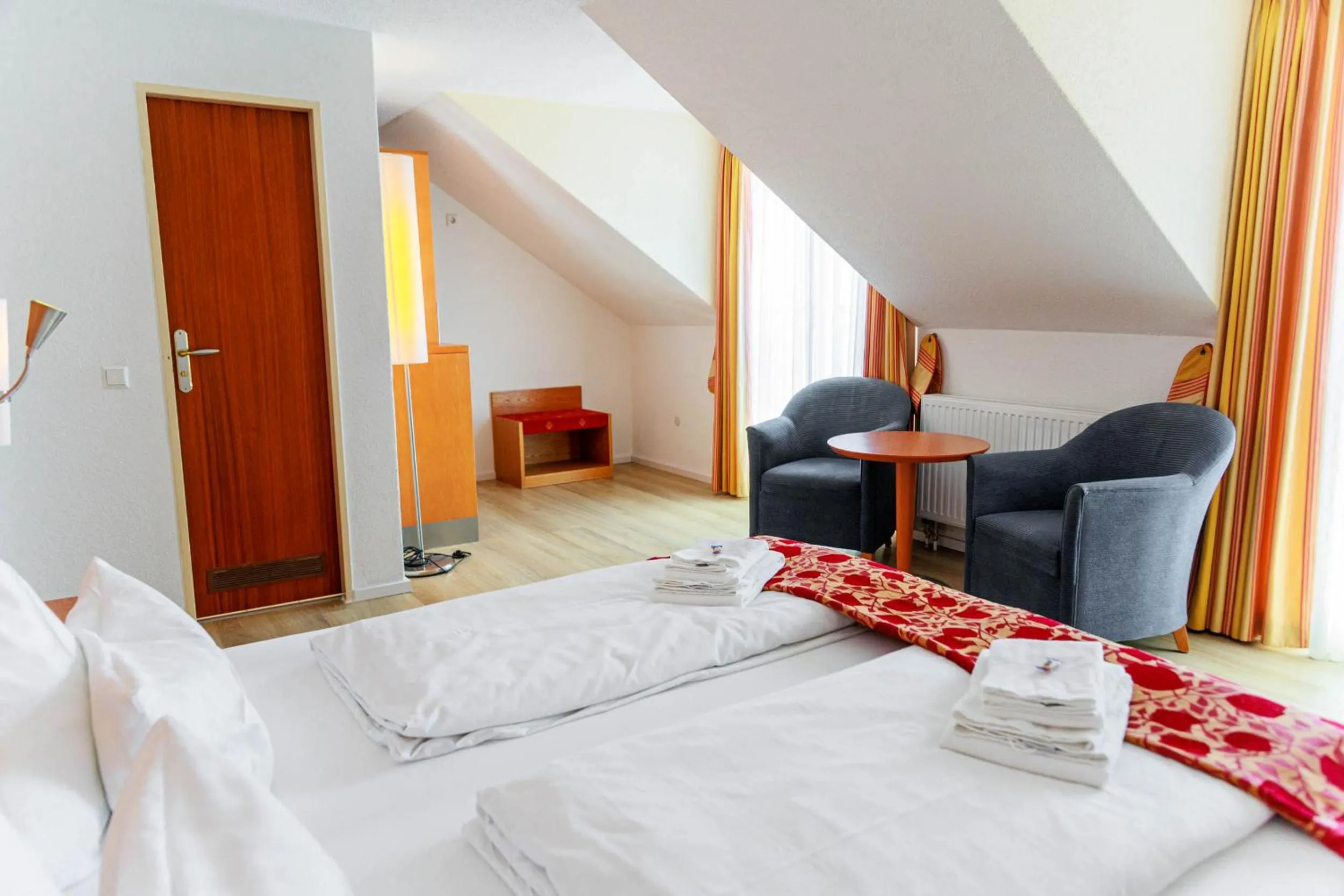 Photo of the whole room, Bed in Bodensee-Hotel Kreuz