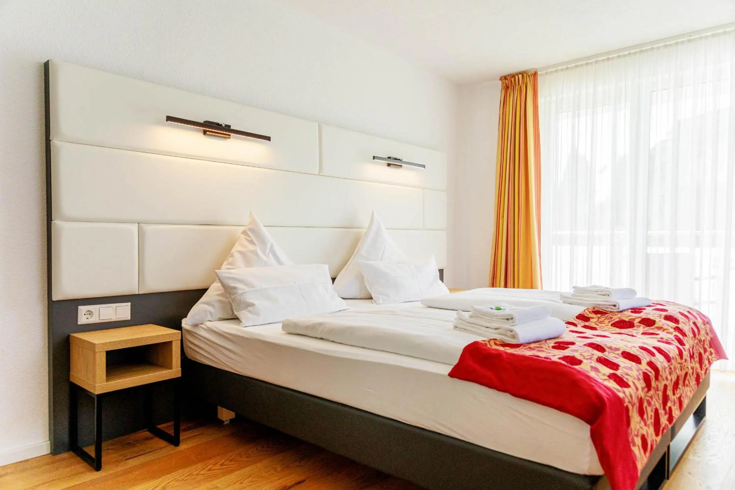 Photo of the whole room, Bed in Bodensee-Hotel Kreuz