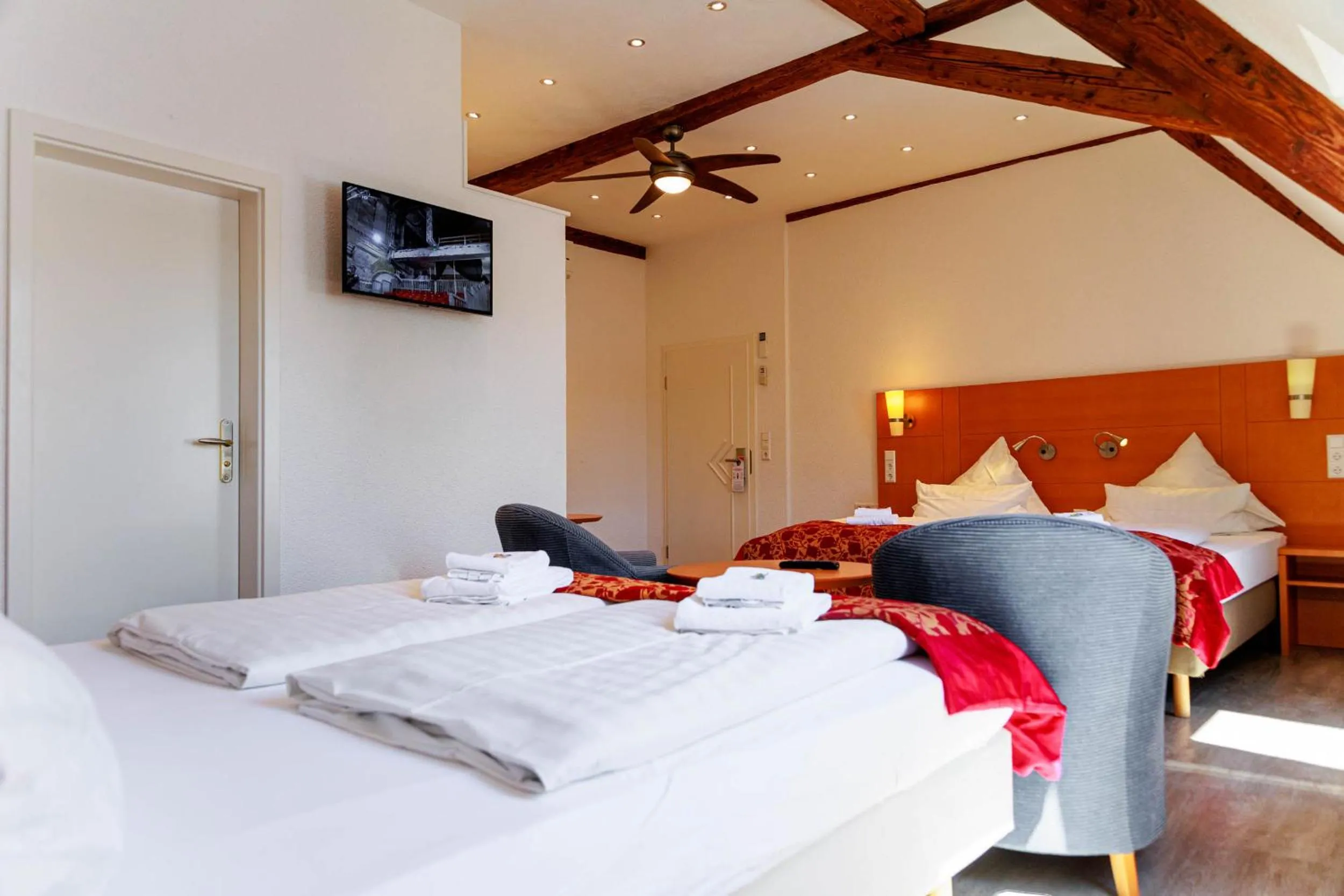 Staff, Bed in Bodensee-Hotel Kreuz