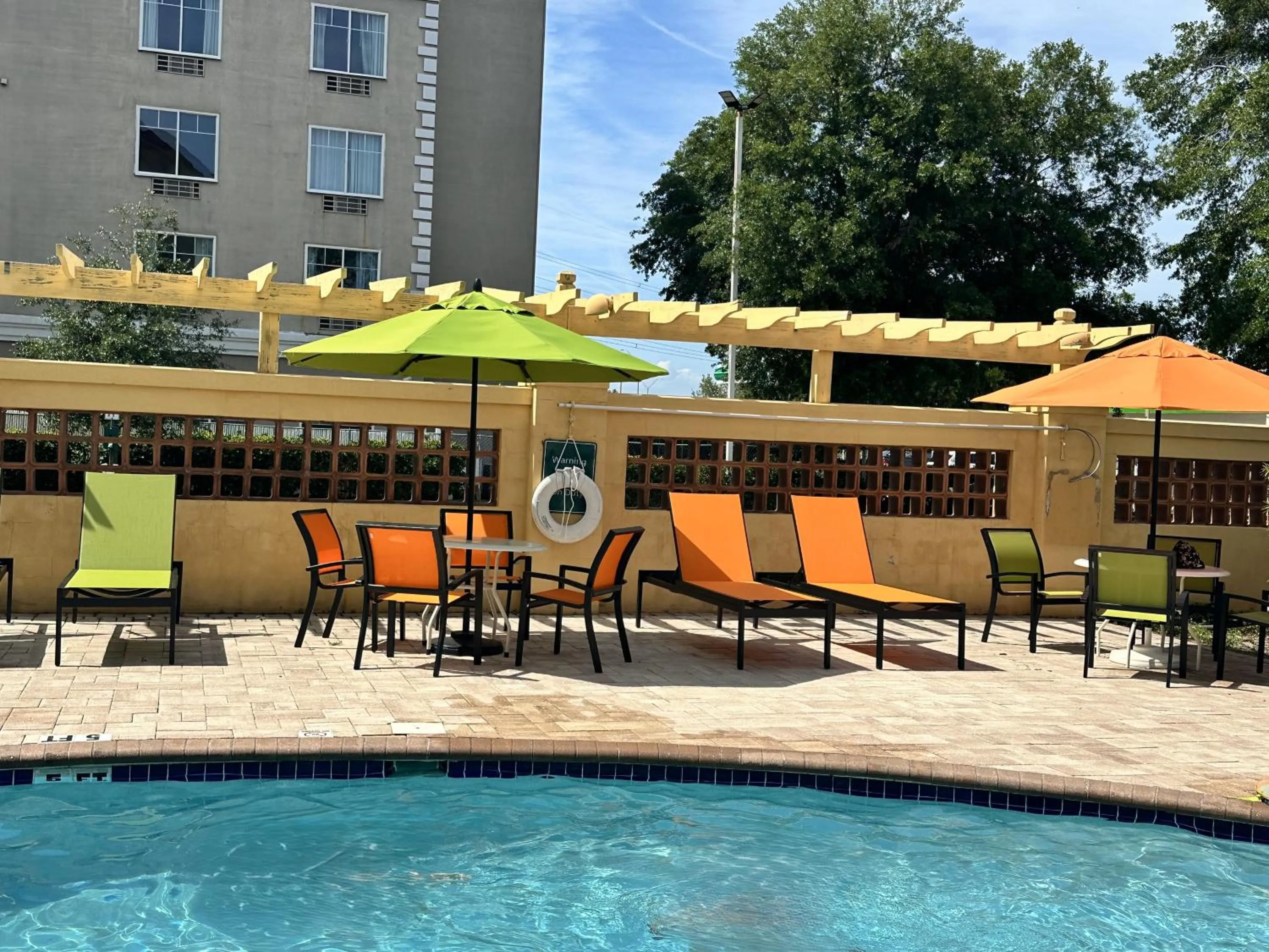 Swimming pool in La Quinta Inn and Suites by Wyndham, Ocala