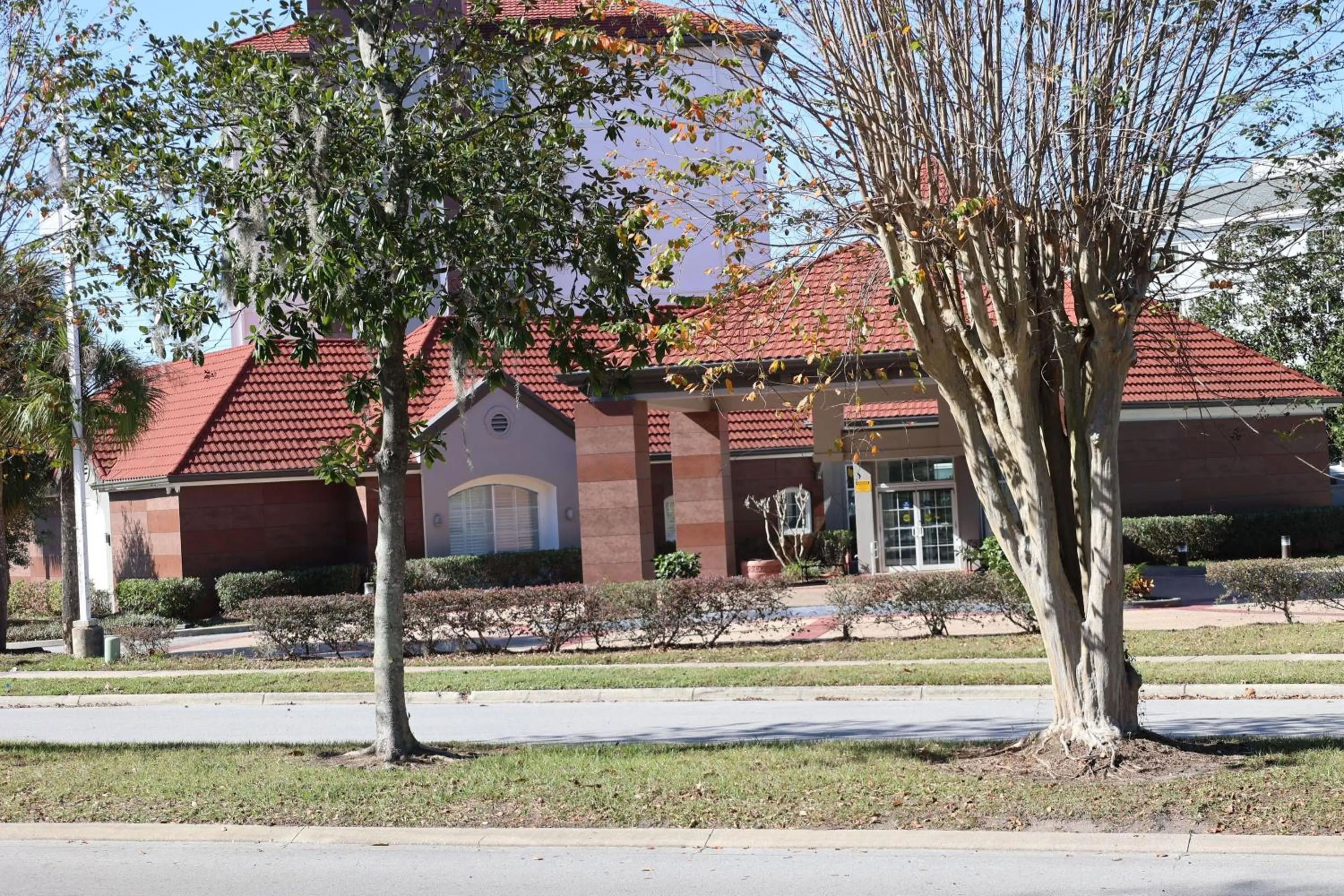 Property building in La Quinta Inn and Suites by Wyndham, Ocala