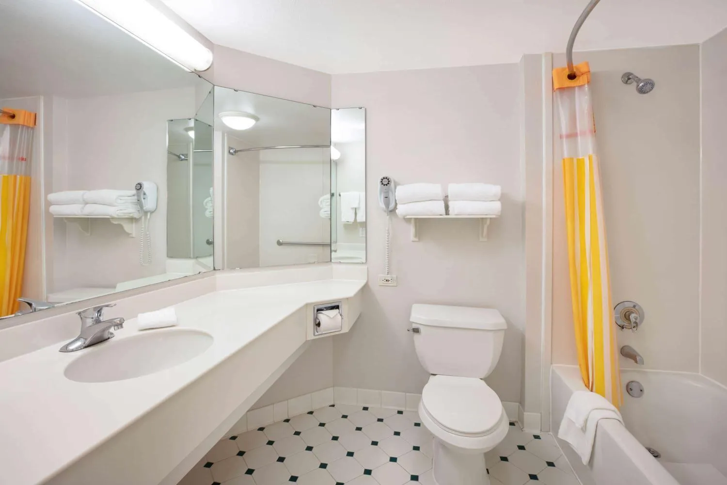 La Quinta Inn and Suites by Wyndham, Ocala