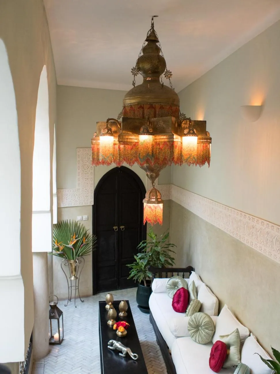 Communal lounge/ TV room in Riad Dar Jaguar