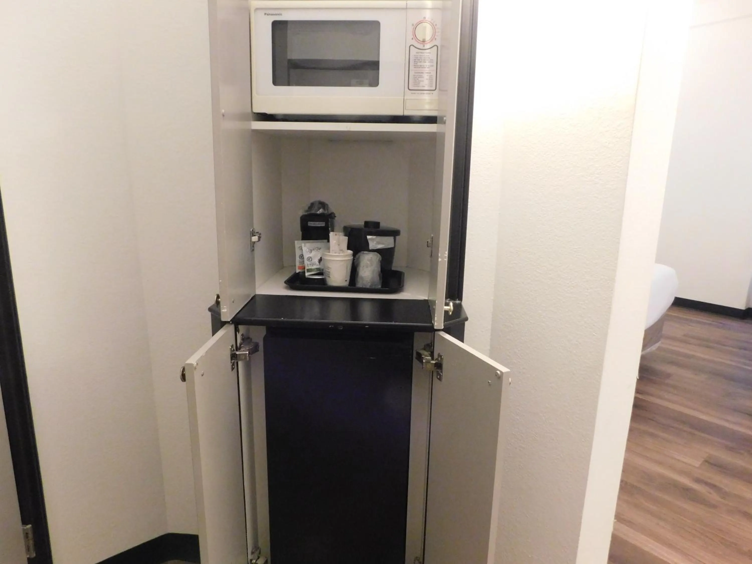 microwave in La Quinta by Wyndham Winston-Salem