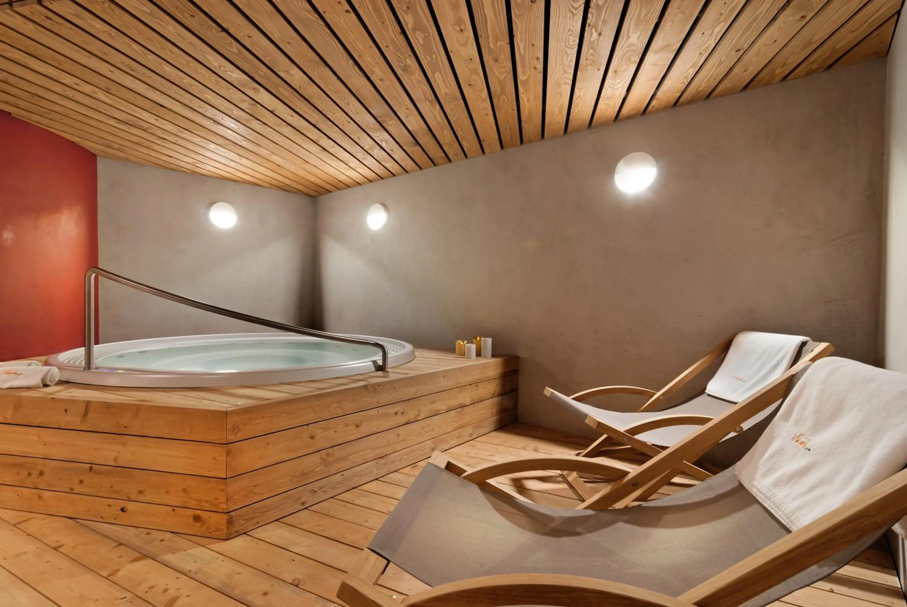 Hot Tub in Grand Apartments Špindlerův Mlýn