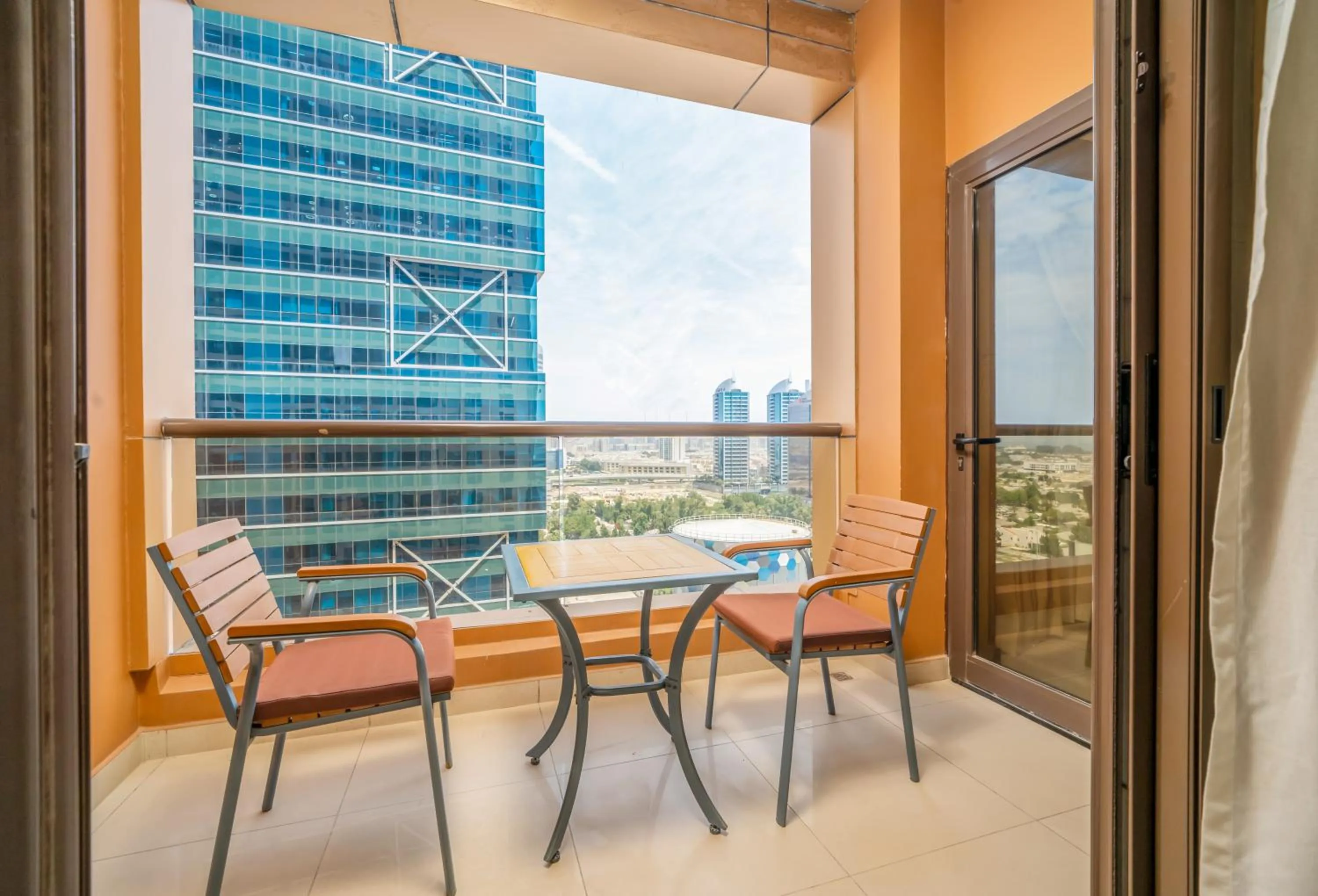 Balcony/Terrace in Mercure Dubai Barsha Heights Hotel Suites And Apartments