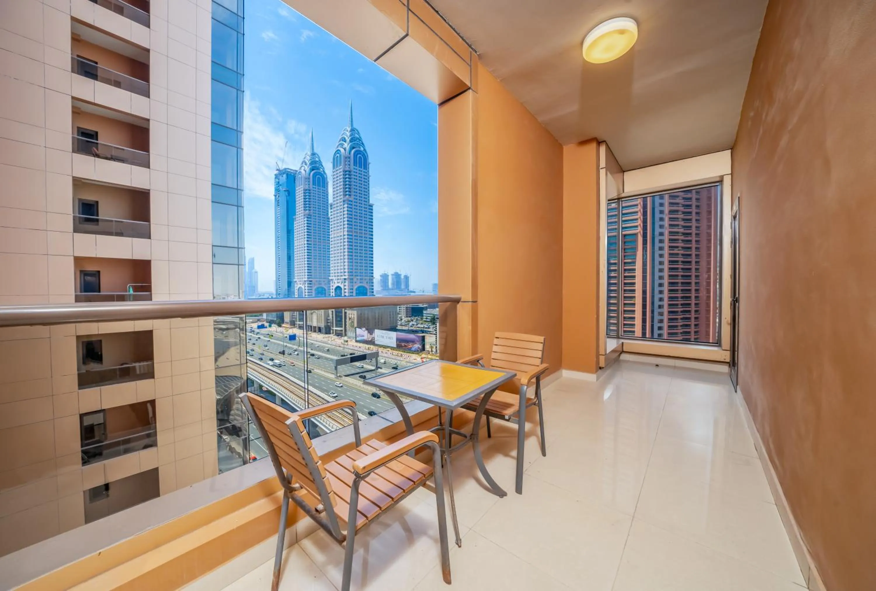 Balcony/Terrace in Mercure Dubai Barsha Heights Hotel Suites And Apartments
