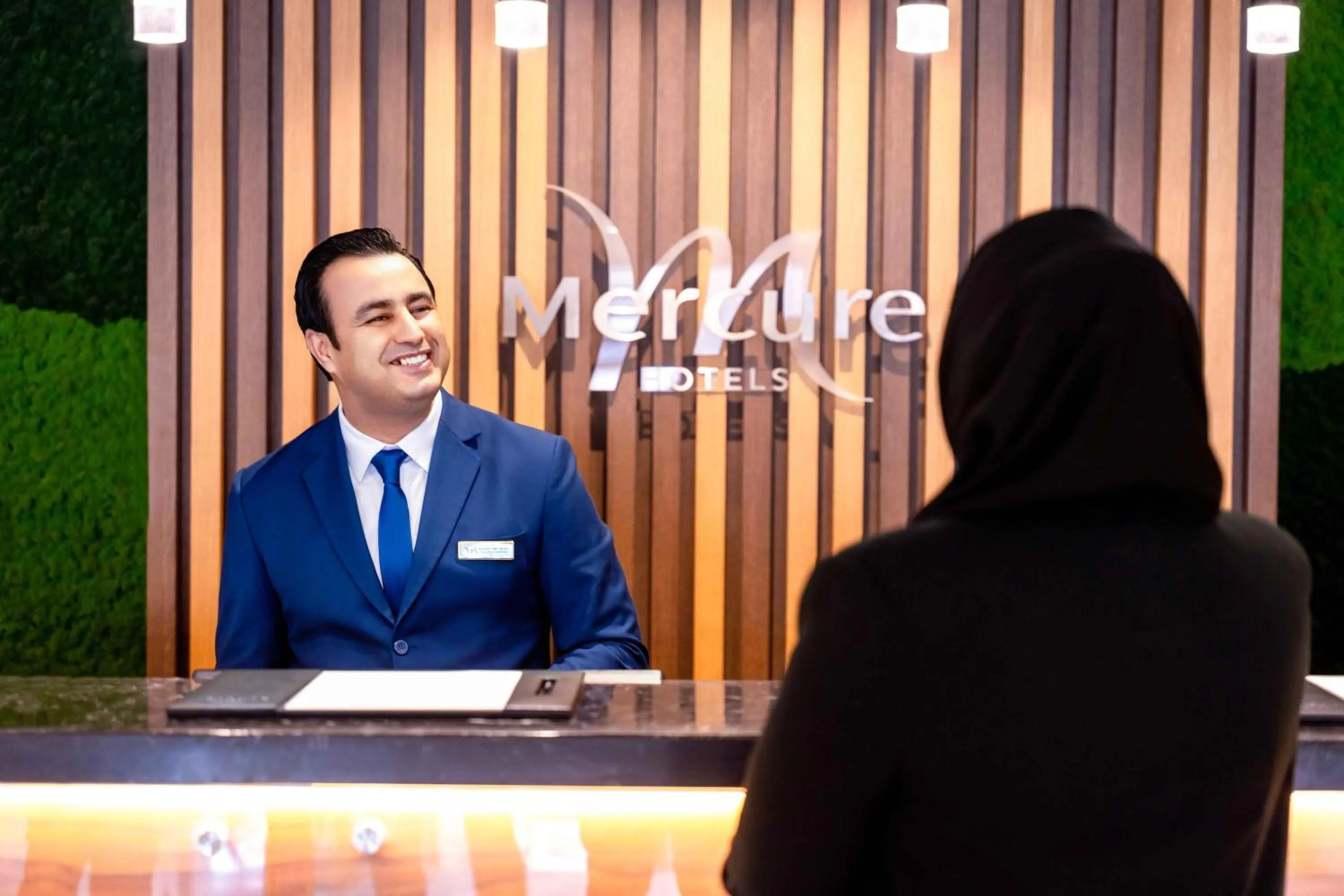 Lobby or reception in Mercure Dubai Barsha Heights Hotel Suites And Apartments