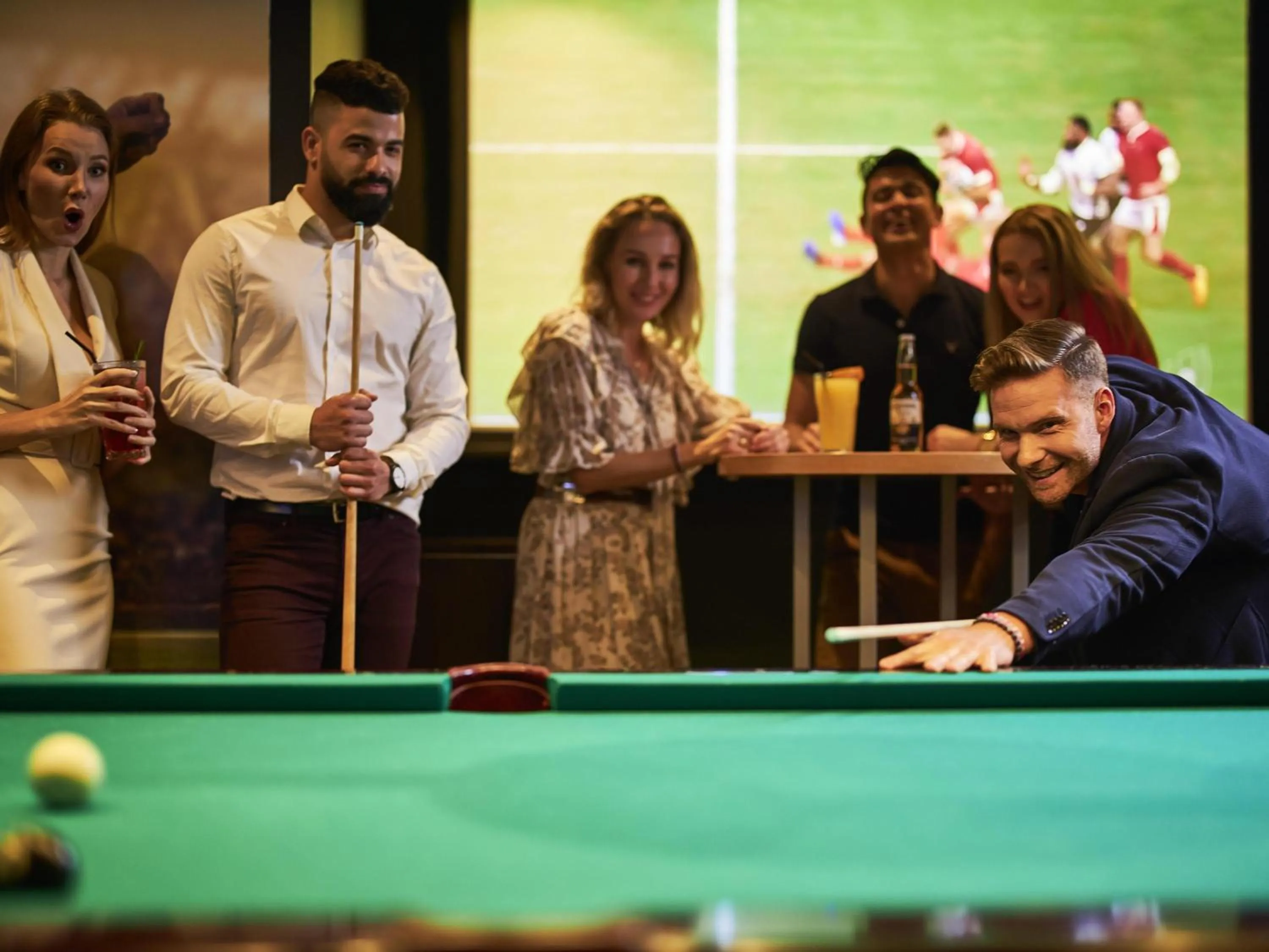 Restaurant/places to eat in Mercure Dubai Barsha Heights Hotel Suites And Apartments