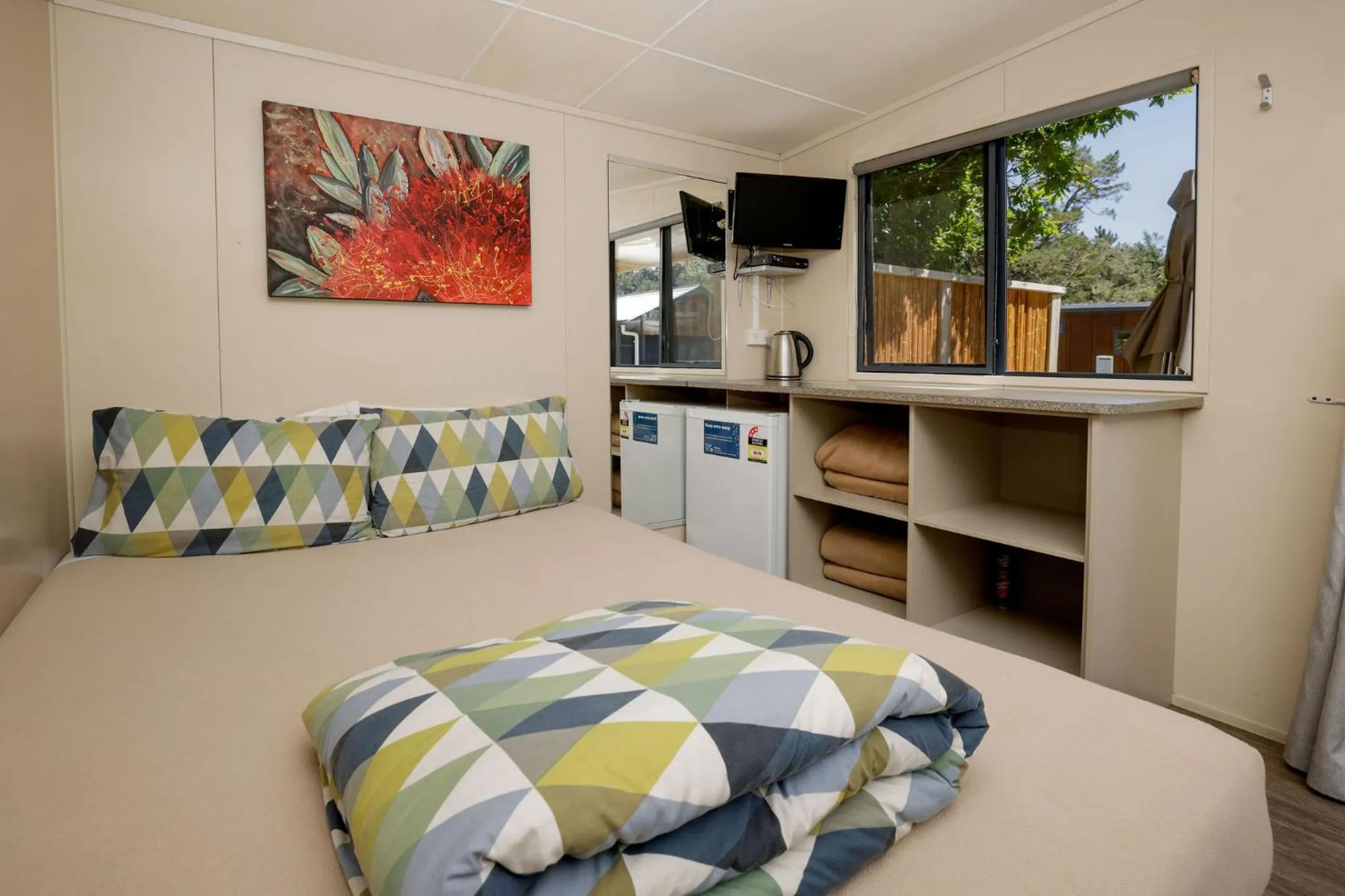 Bedroom, Bed in Hot Water Beach TOP 10 Holiday Park