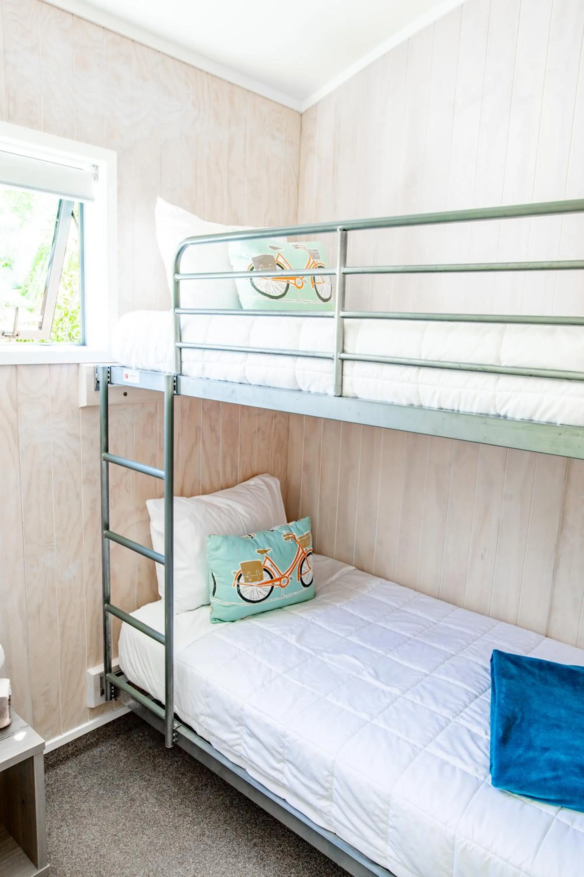 bunk bed, Bed in Hot Water Beach TOP 10 Holiday Park
